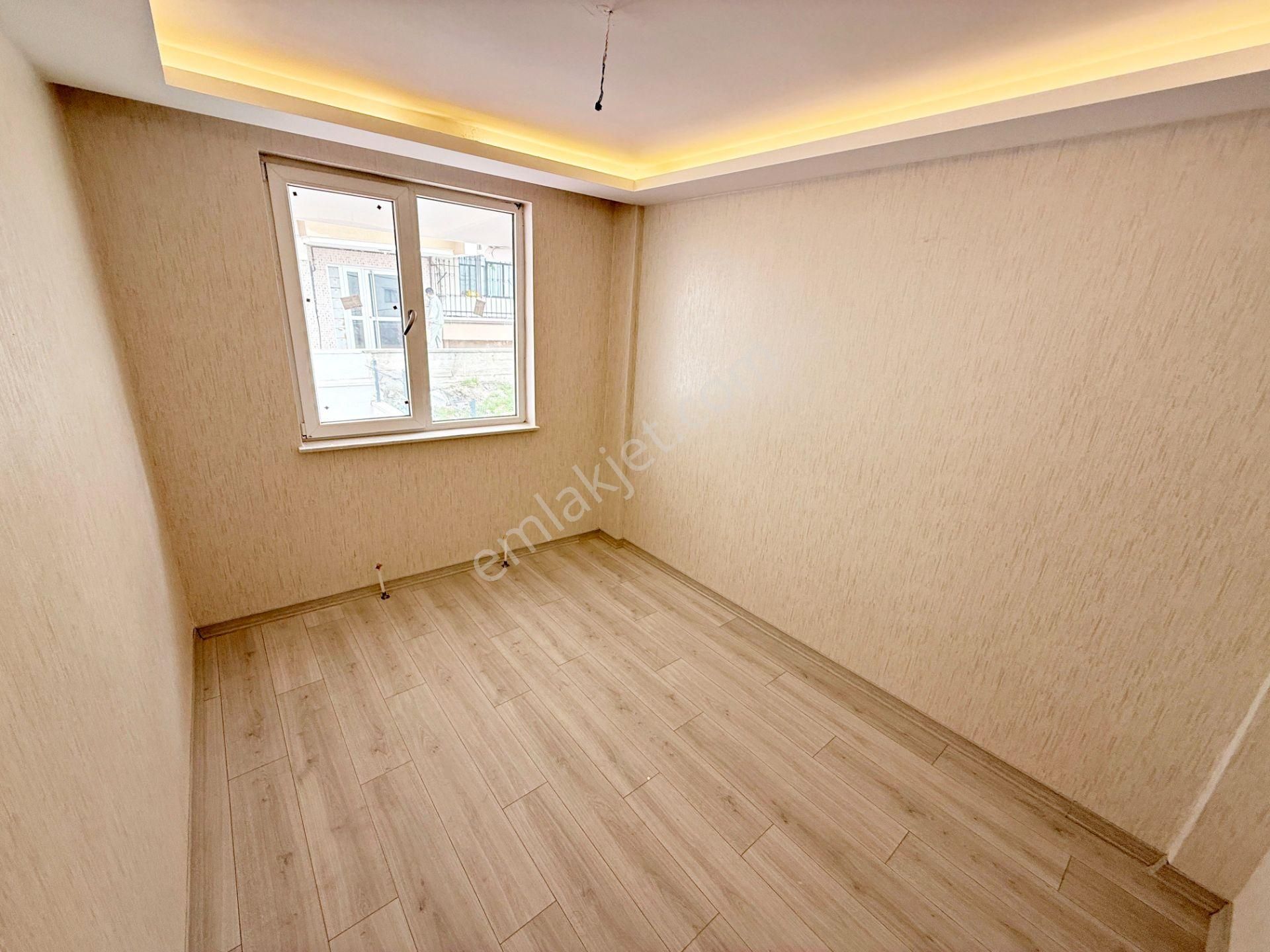 2+1 Yeni Bina Ful Yapılı Asansörlü Ön Cephe Ferah Daire - Görsel 24