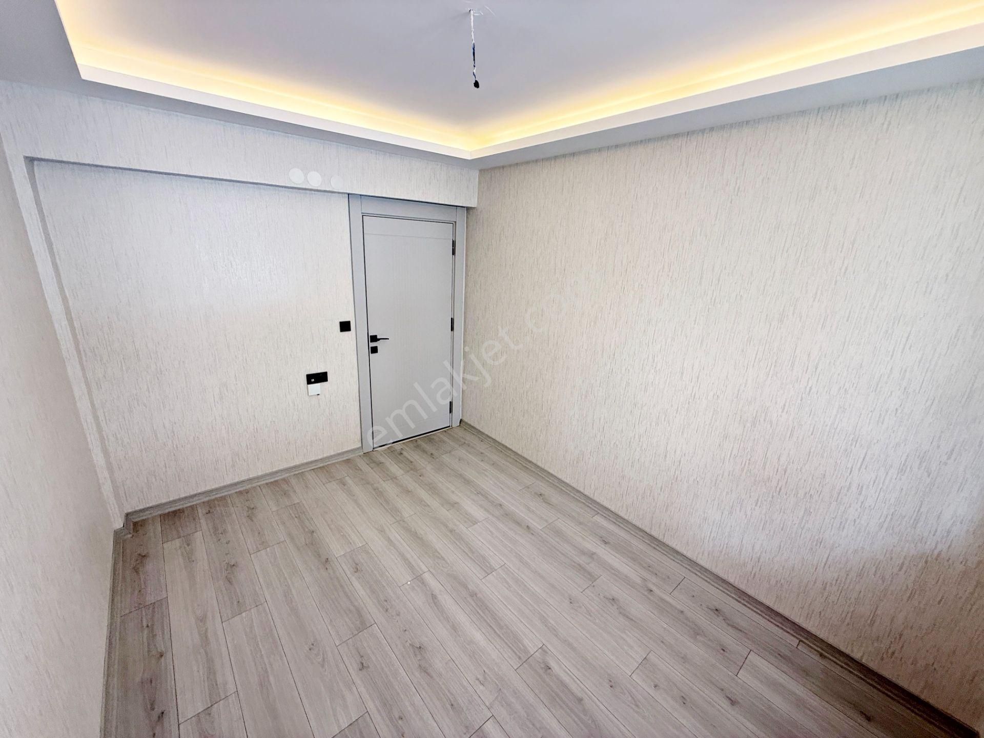 2+1 Yeni Bina Ful Yapılı Asansörlü Ön Cephe Ferah Daire - Görsel 26