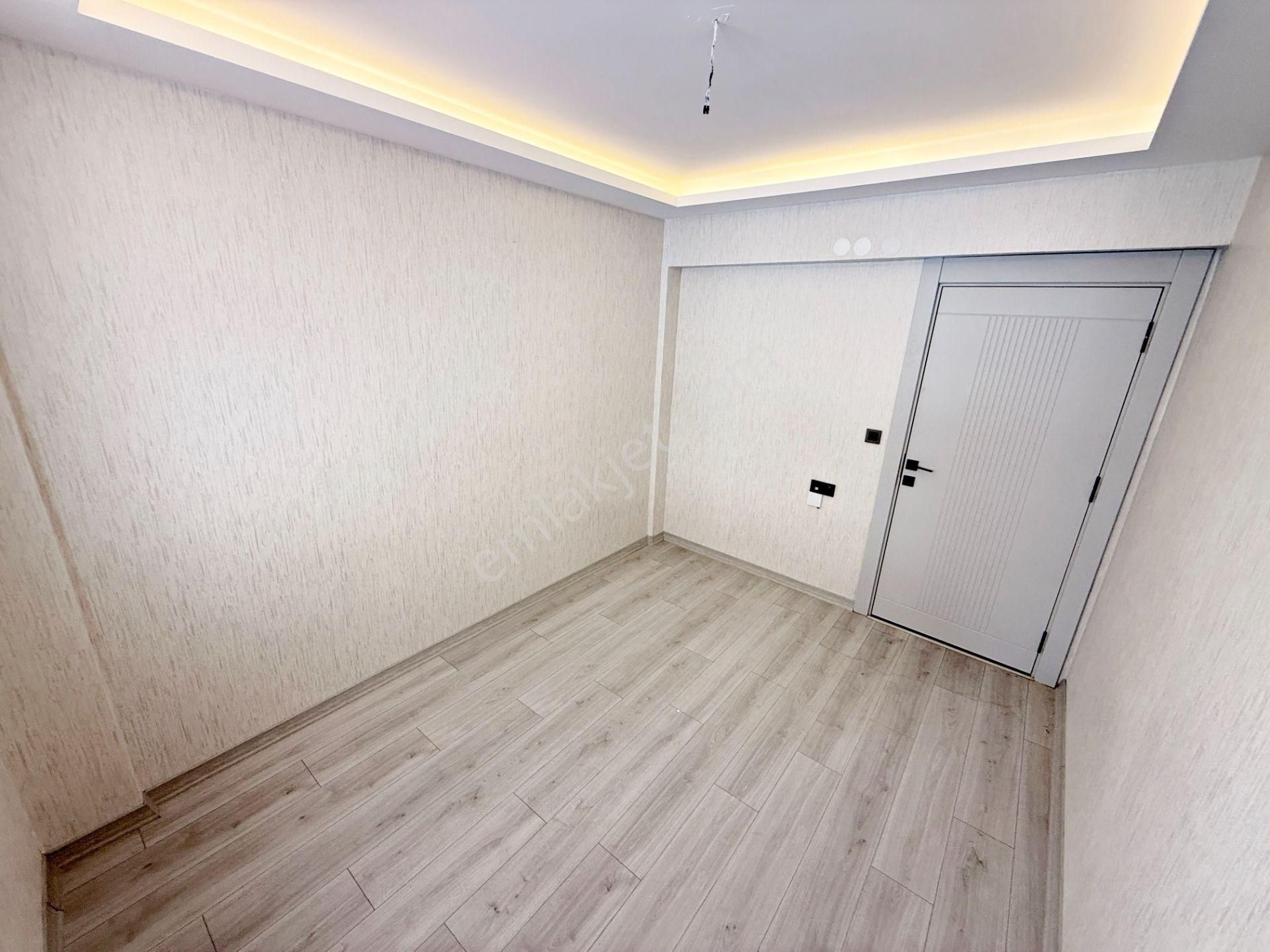 2+1 Yeni Bina Ful Yapılı Asansörlü Ön Cephe Ferah Daire - Görsel 27