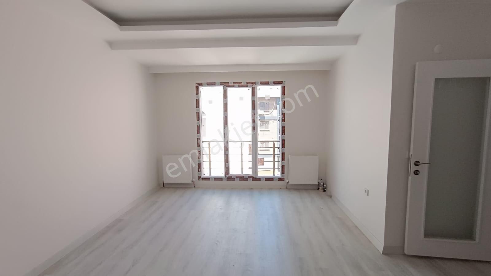 Ambarlı’da 2+1 Sıfır 80m2 Kapalı Otoparklı Asansörlü Süper Lüx Daire