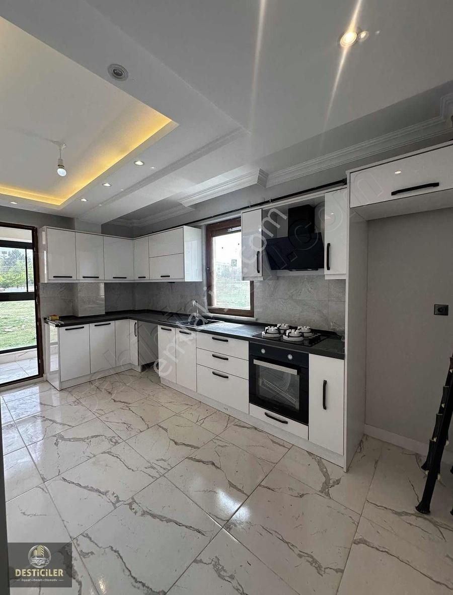 Ad-71 Evler Mah Şehir Hastanesi Yakını 3+1 Daire