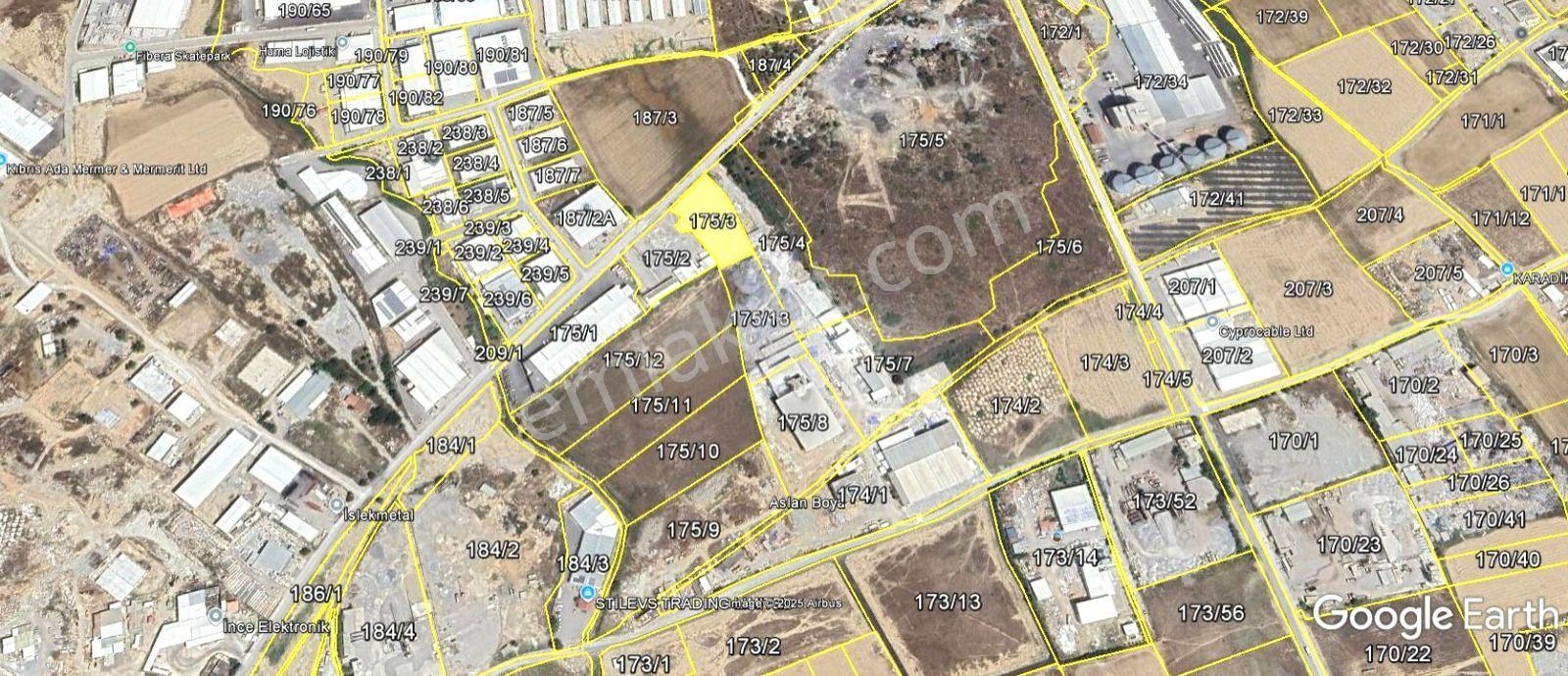 Kıbrıs Lefkoşada Satılık Ticari İznli 3 Dönüm Arazi - Görsel 3