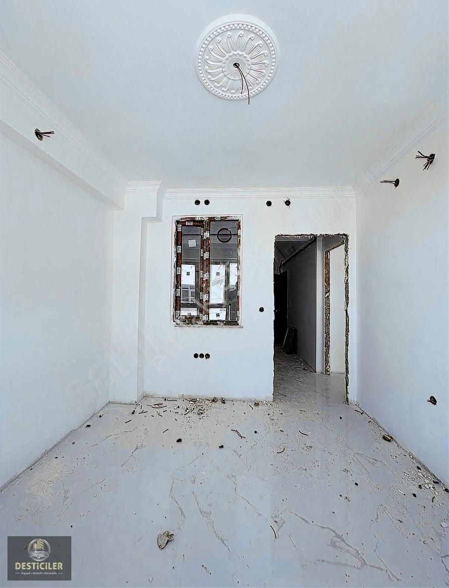 Ad-emek Mahallesi Dilek Camii Yakını 2+0 Geniş Daire