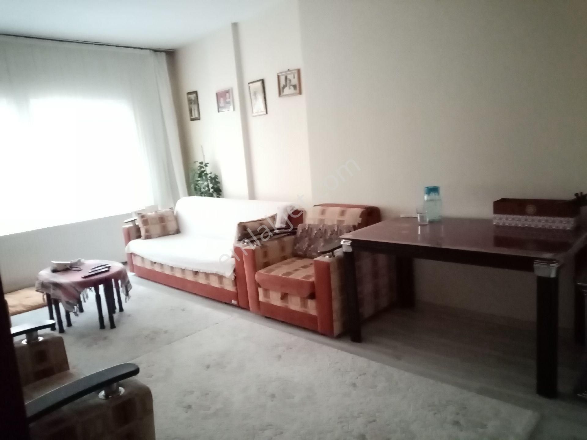 Arapzade Mahallesi Çarşı Merkezde 3+1 Acil Satılık Daire