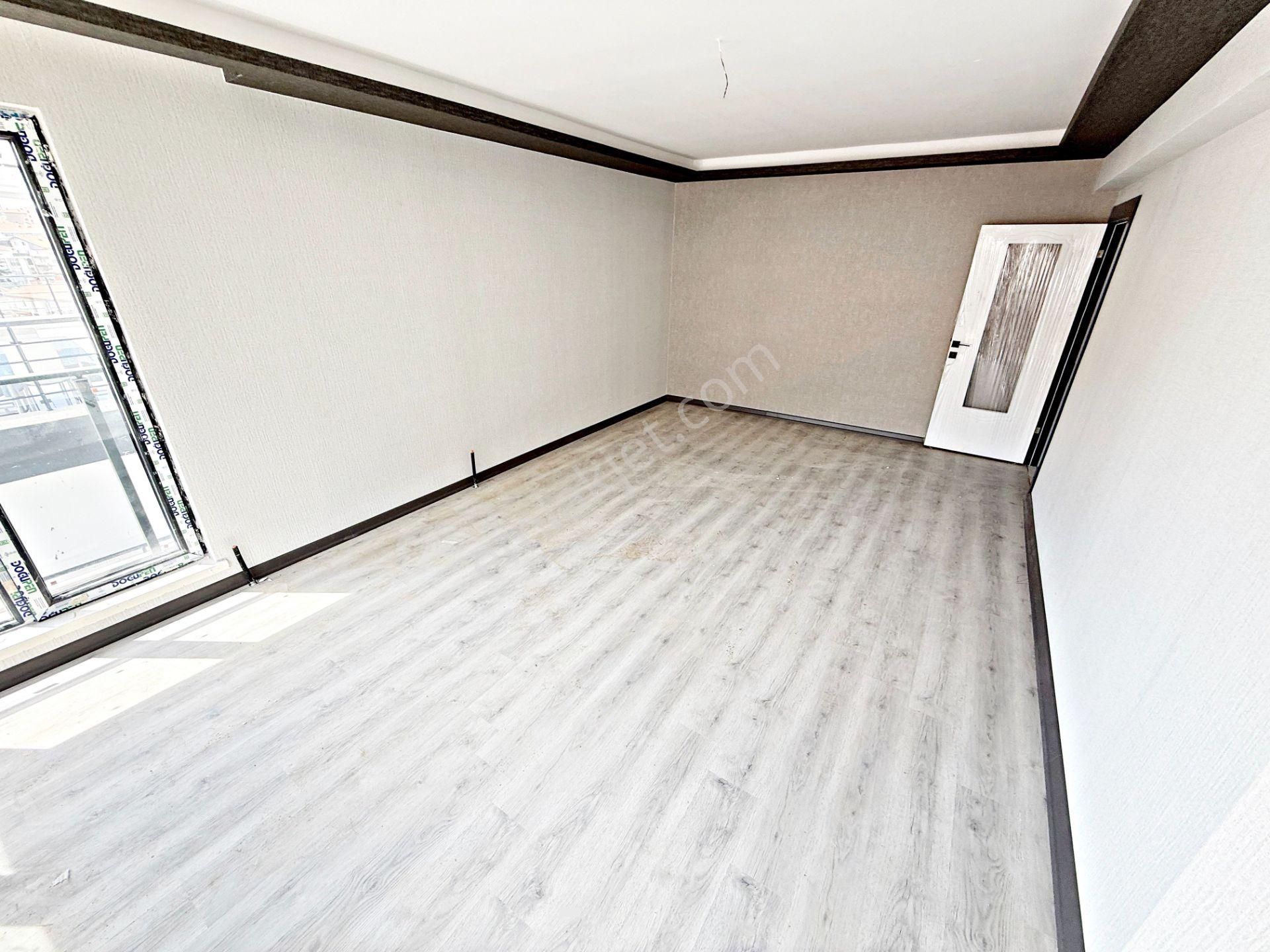 3+1 Sıfır 1.kat Cadde Paraleli Merkezi Konum Yeni Yapı - Görsel 14