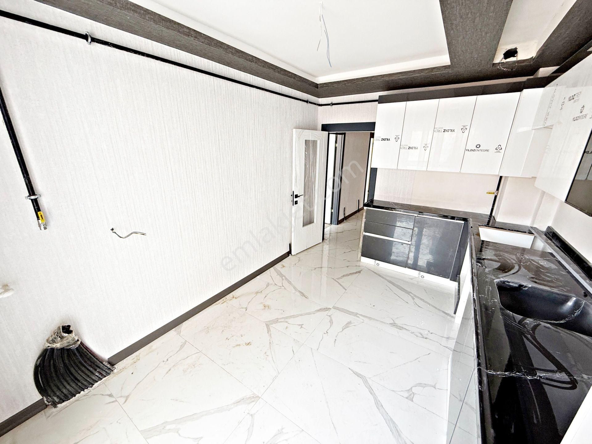 3+1 Sıfır 1.kat Cadde Paraleli Merkezi Konum Yeni Yapı - Görsel 7