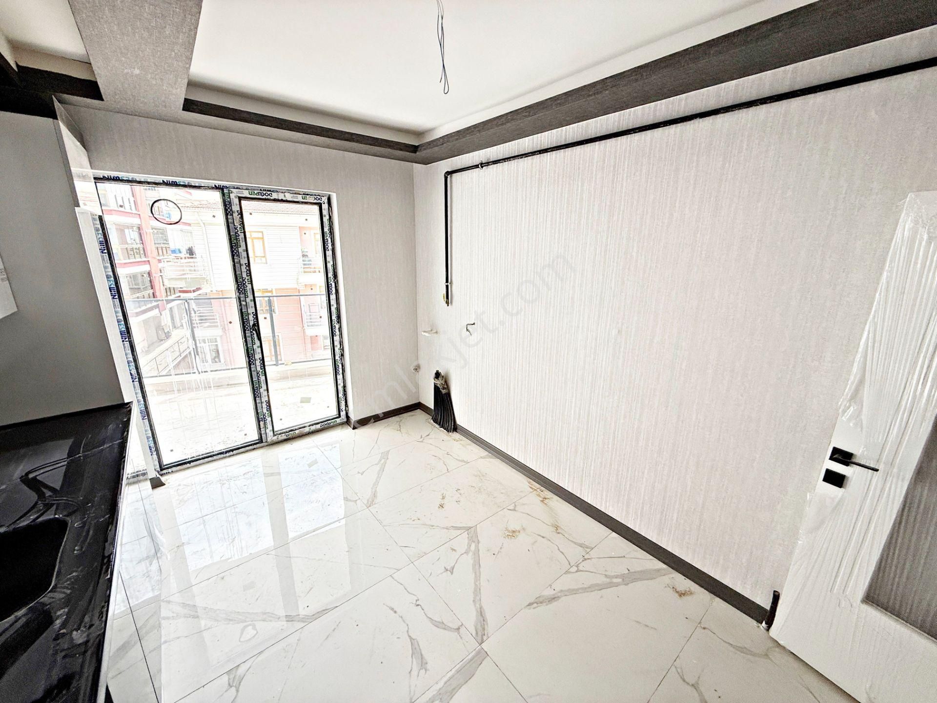 3+1 Sıfır 1.kat Cadde Paraleli Merkezi Konum Yeni Yapı - Görsel 4