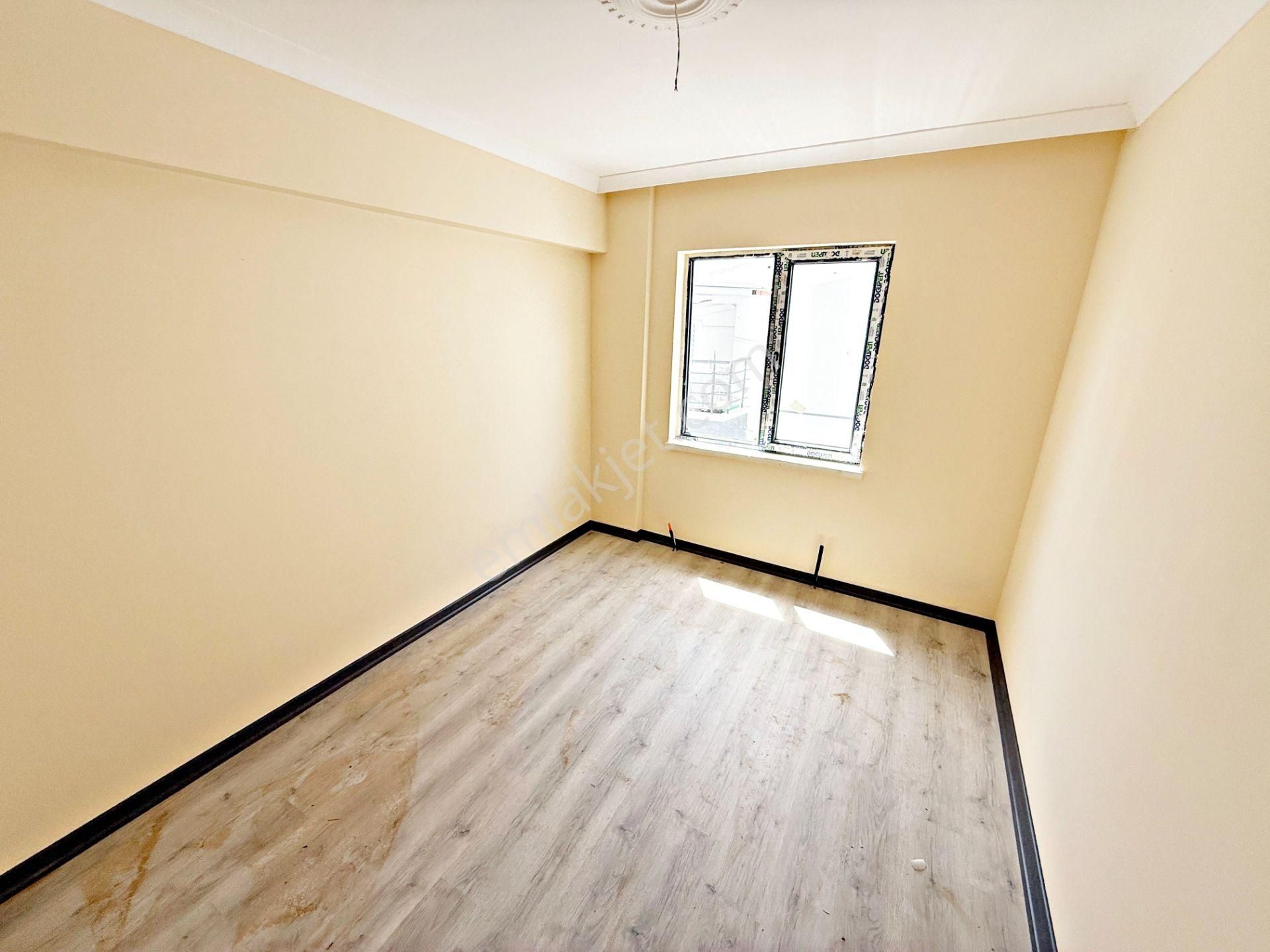 3+1 Sıfır 1.kat Cadde Paraleli Merkezi Konum Yeni Yapı - Görsel 16