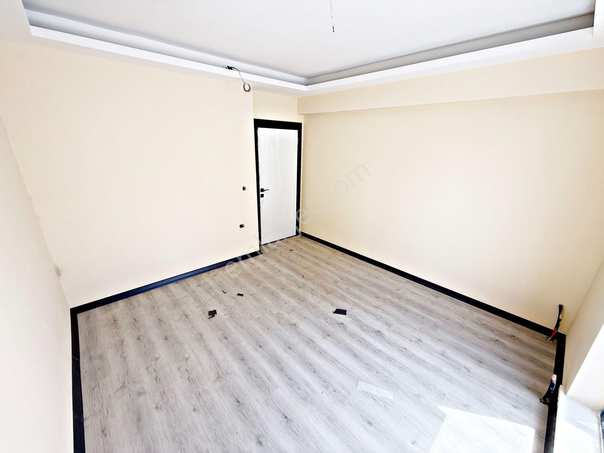 3+1 Sıfır 1.kat Cadde Paraleli Merkezi Konum Yeni Yapı - Görsel 28