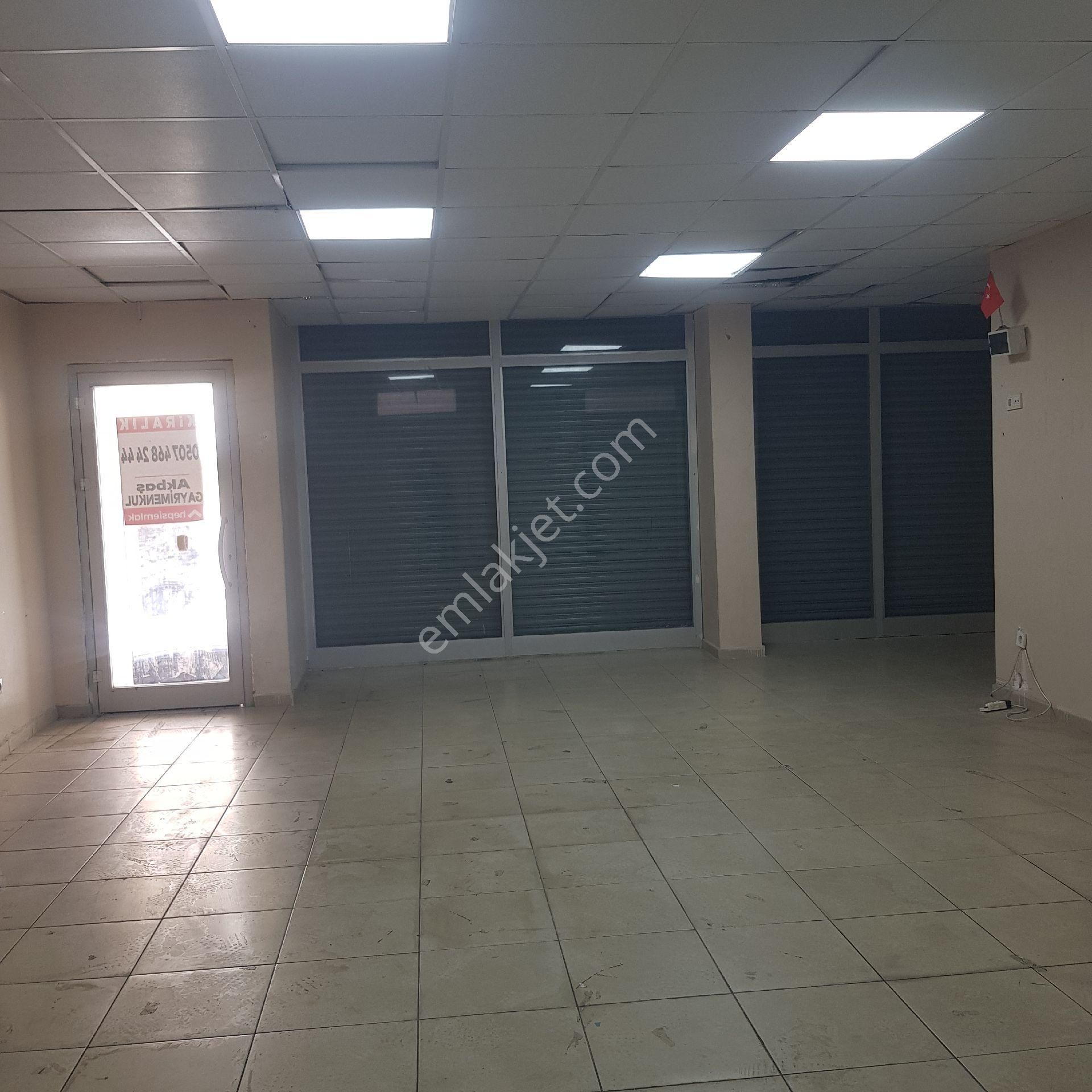 Bağcılar Yüzyıl 42evler Kiralık Depolu Dükkan İşyeri İskanli Bina