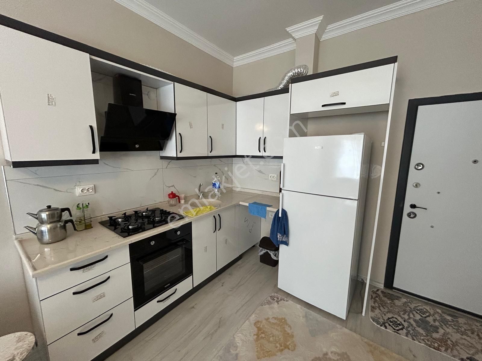 Kuşadası Davutlar Sıfır Eşyalı 1+1 Daire Satılık