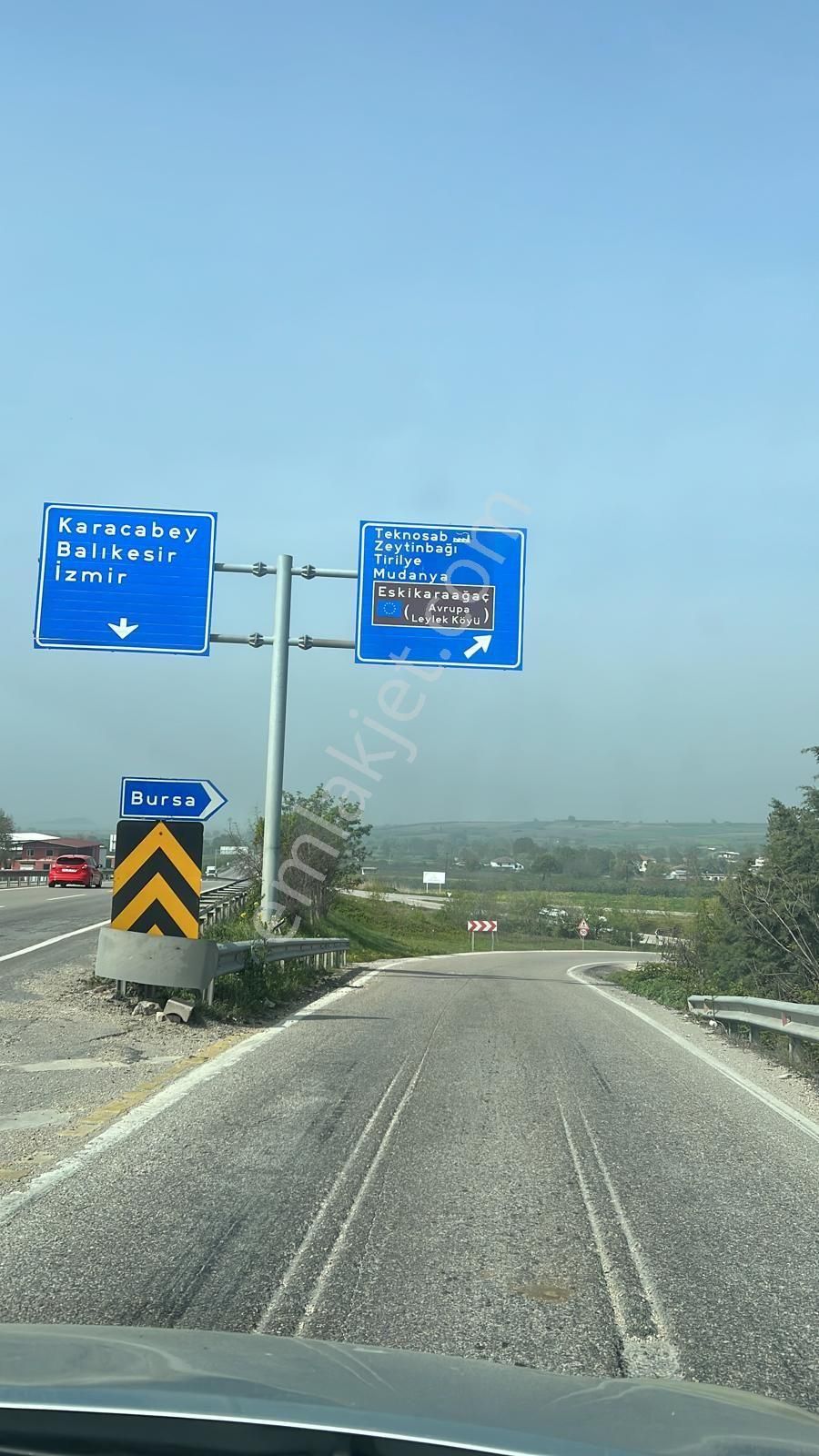 Karacabey Eskikaraağaçta Göl Manzaralı Satılık Arazi - Görsel 4