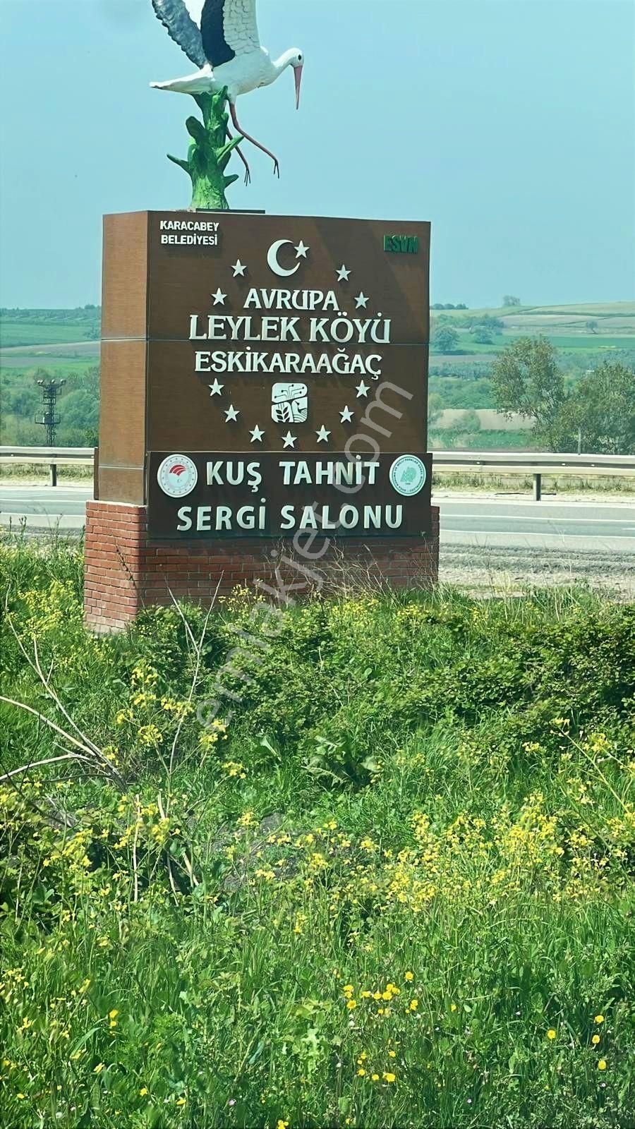 Karacabey Eskikaraağaçta Göl Manzaralı Satılık Arazi - Görsel 2