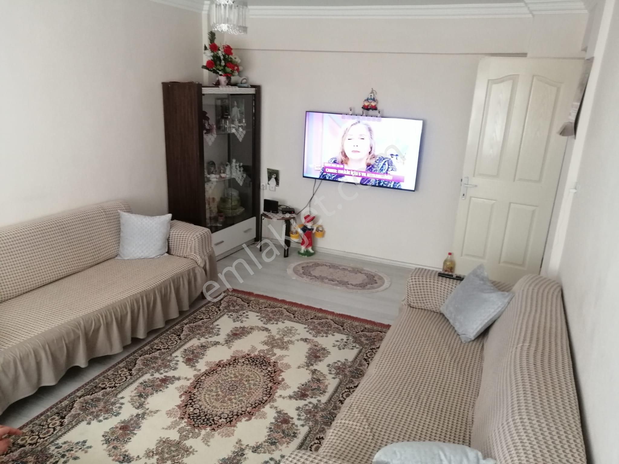 De-ma Emlaktan Kipa Yanı Satılık 3+1 Daire