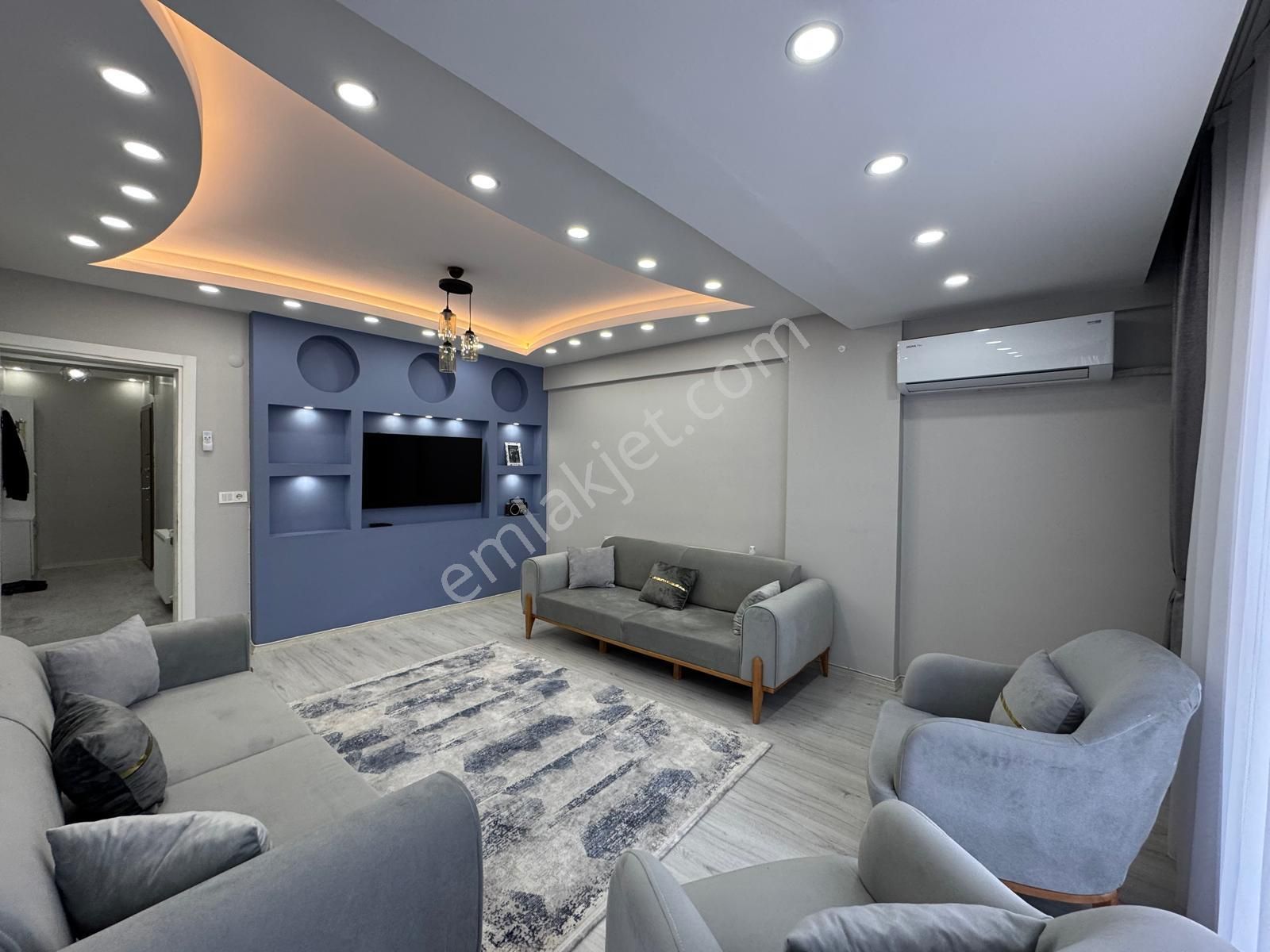 Salihli Aksoy Mahallesinde Satılık 2+1 Doğalgazlı Daire