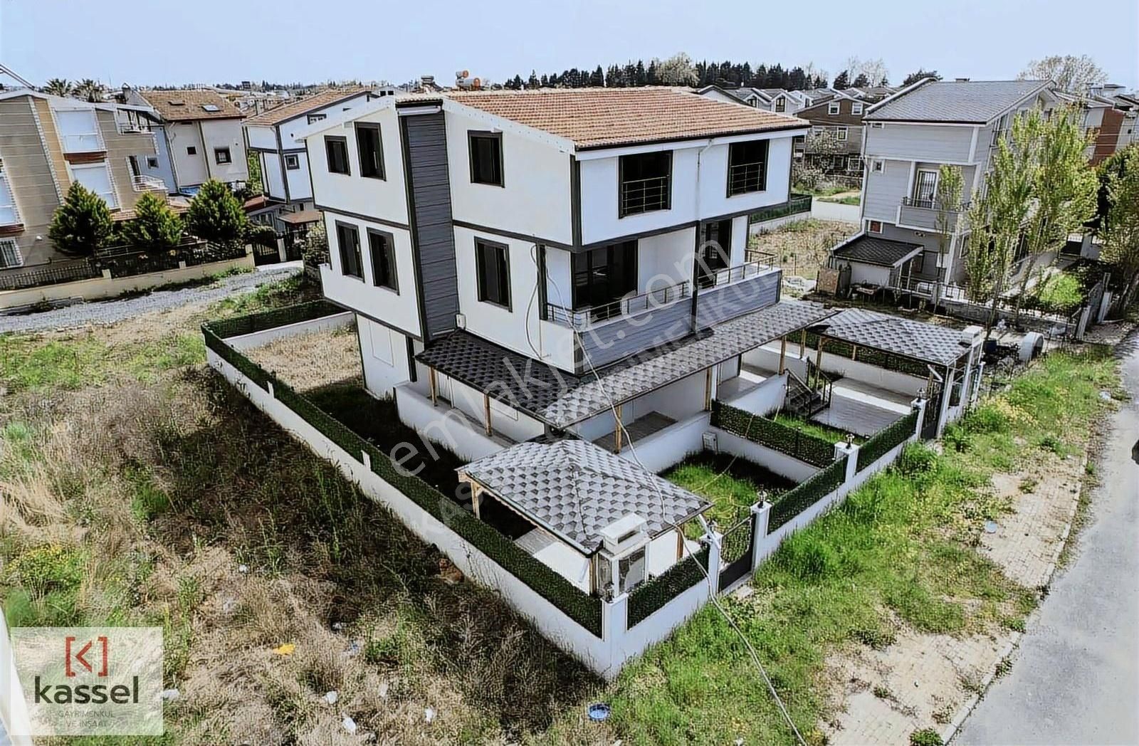 //kassel Yapı//4+1 İskanlı Tam Aradığınız Villa Kaçmaz