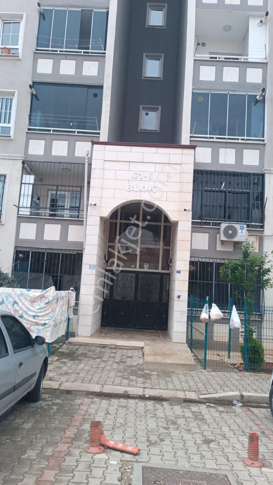 Tepe Emlak Satılık 3+1 Daire