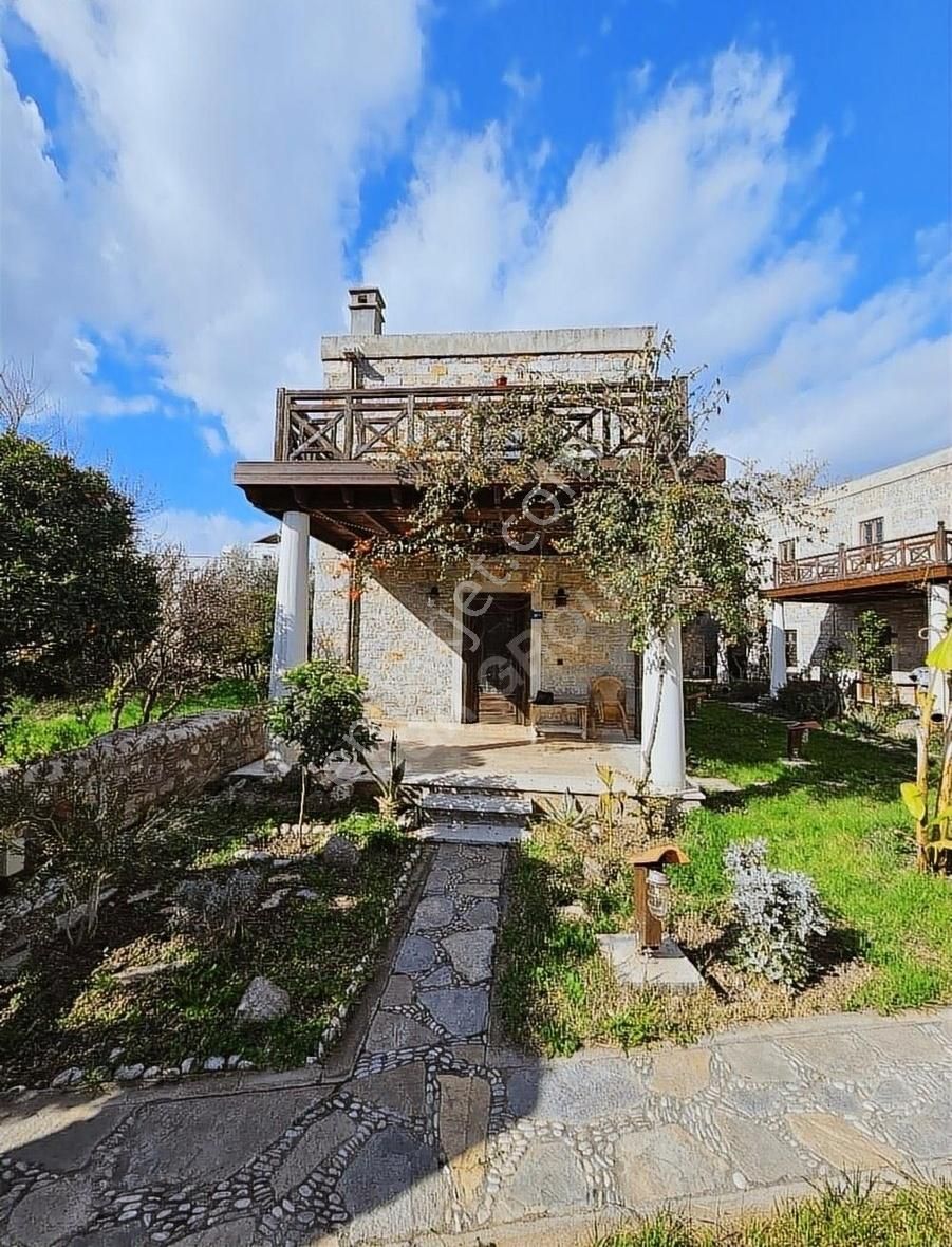 Agr Group'tan Bodrum Marina'da Denize 50 Metre 1+1 Taş Villa ! - Görsel 4