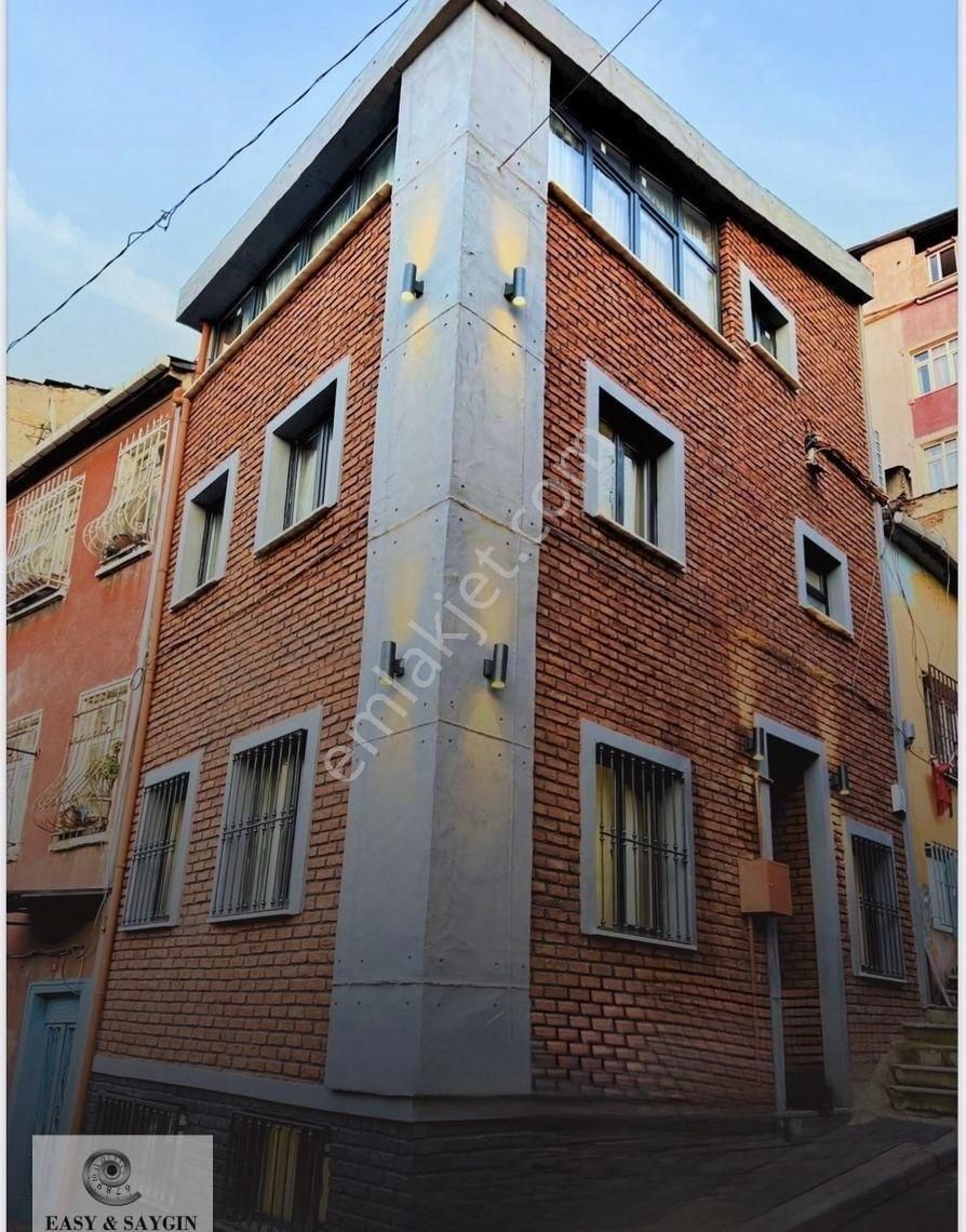 Taksim'de Yatırımcılar İçin Eşsiz Fırsat!!! Satılık Bina