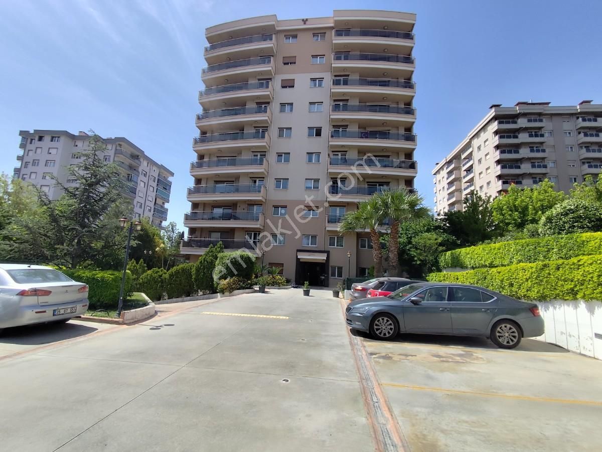 Turyaptan Bucanın En Nezih Sitesi Flora'da 3+1 Kiralık Daire