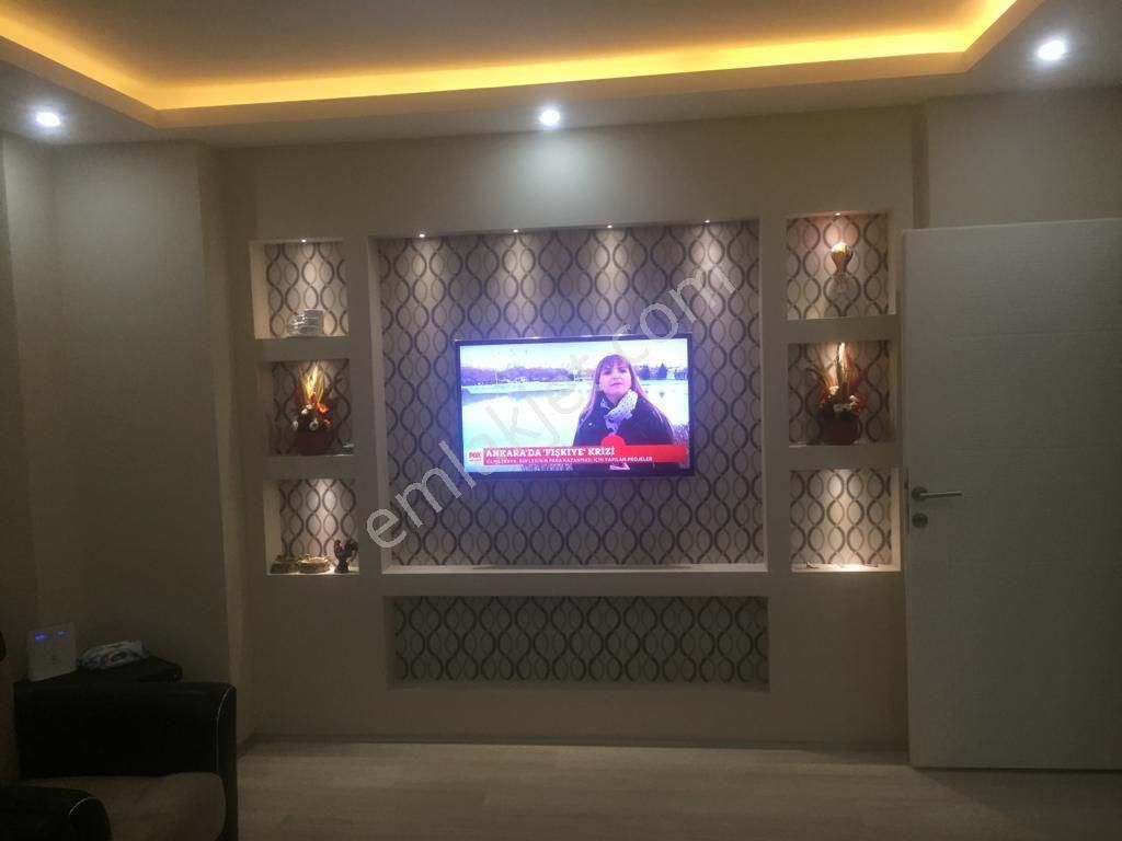 Mustafa Kemal Paşa Mahallesi'nde 2+1 Doğalgazlı Satılık Daire