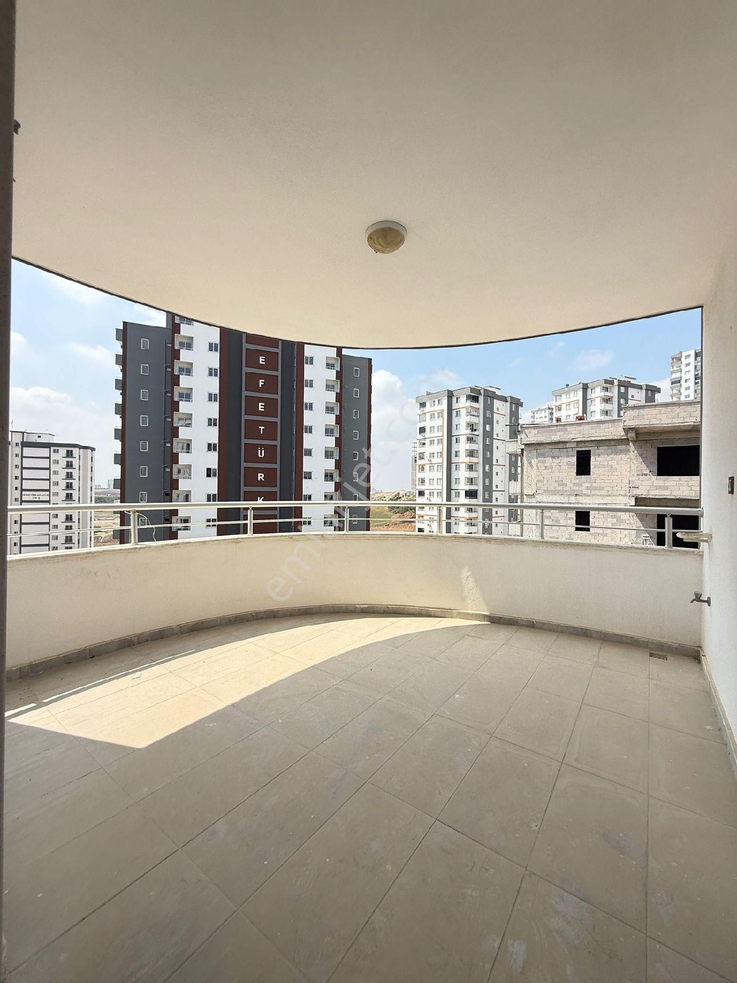 Sarıçam Boynuyoğun Mahallesinde 4+1 Açık Mutfak Hasarsız Cazipp Fiyata Satılık Daire