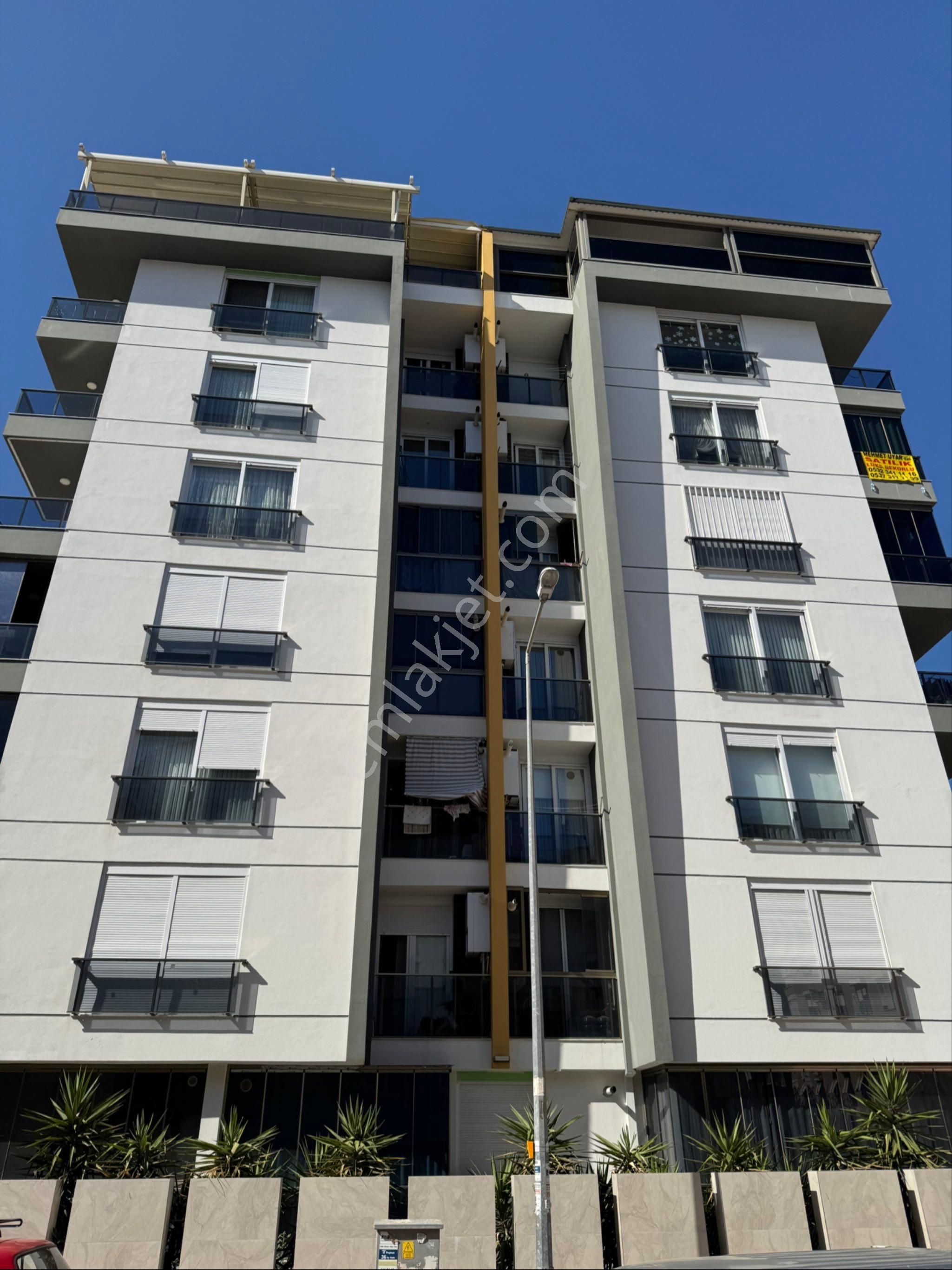 Antalya Merkez De Sahibinden Satılık 3+1 Yıldız Caddesi 1-5 Yaş