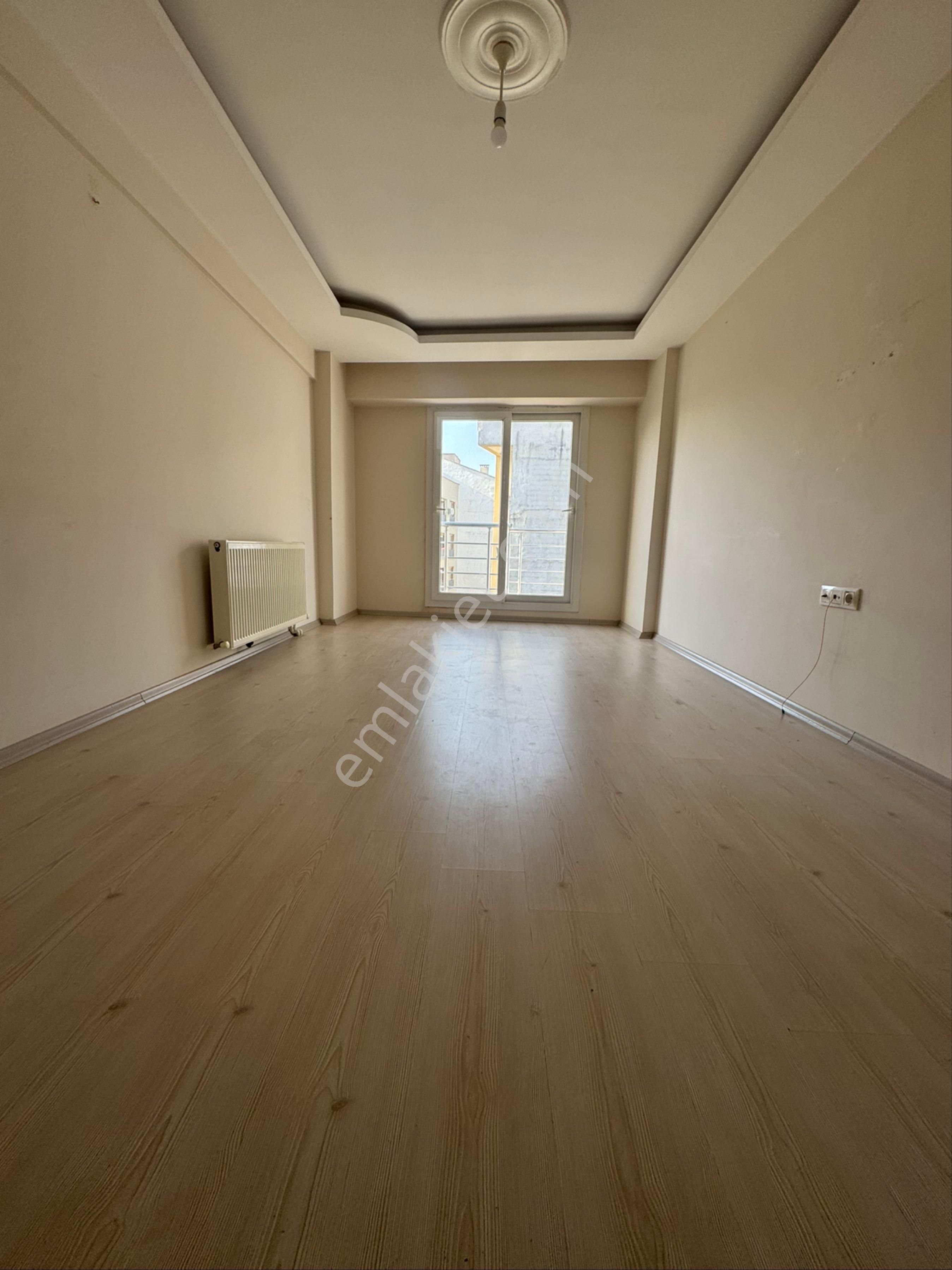 Crest Yatırımdan Muradiyede 2+1 Kapalı Mutfak Arakat