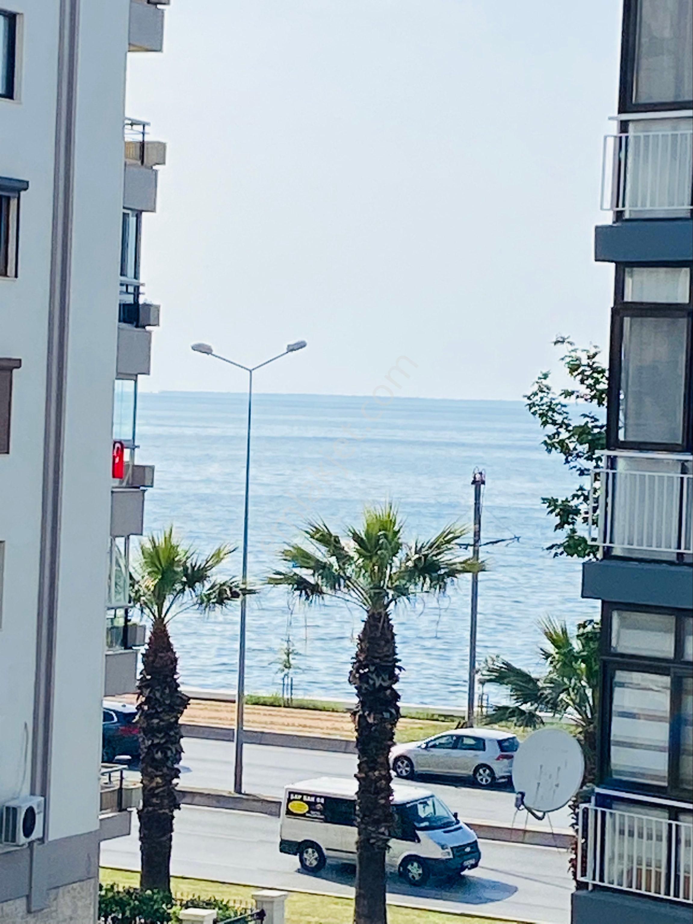 Mithatpaşa Cadde Üzerinde Lüks Tadilatlı Asansörlü 3+1 125m2 Arakat Çift Cepheli