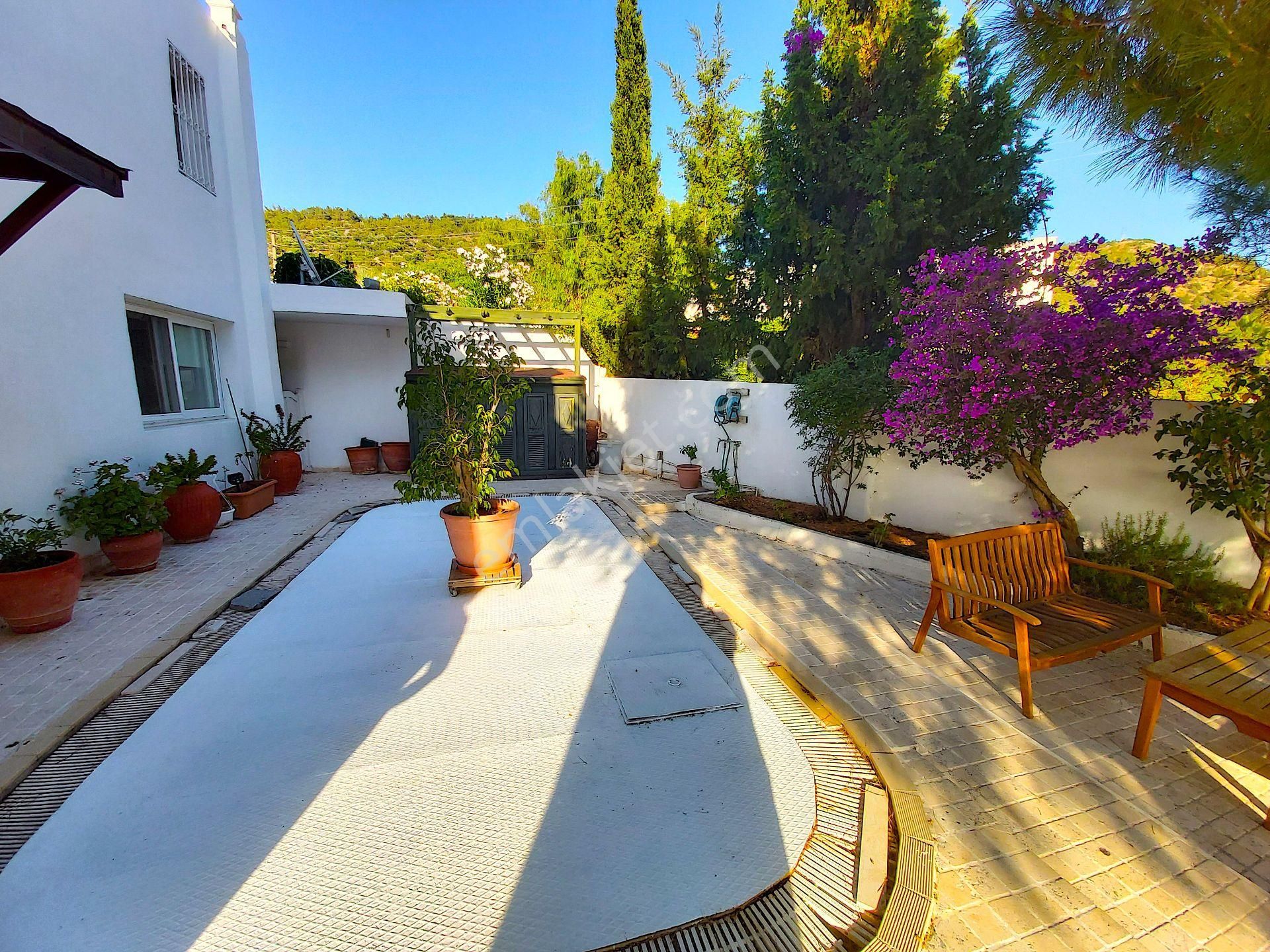 Bodrum Kumbahçe’de Satılık Tripleks Villa – Özel Havuzlu,site İçi - Görsel 2