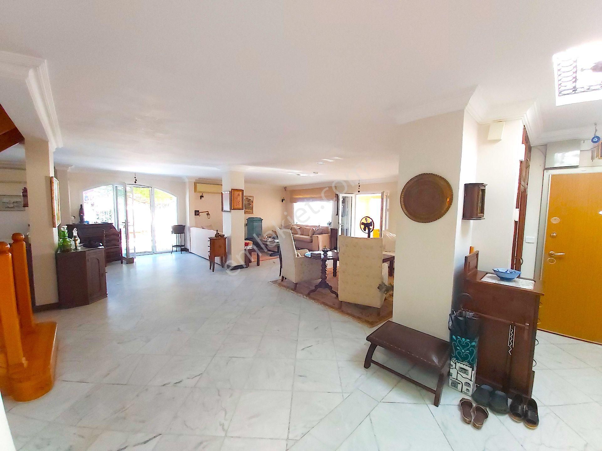 Bodrum Kumbahçe’de Satılık Tripleks Villa – Özel Havuzlu,site İçi - Görsel 8