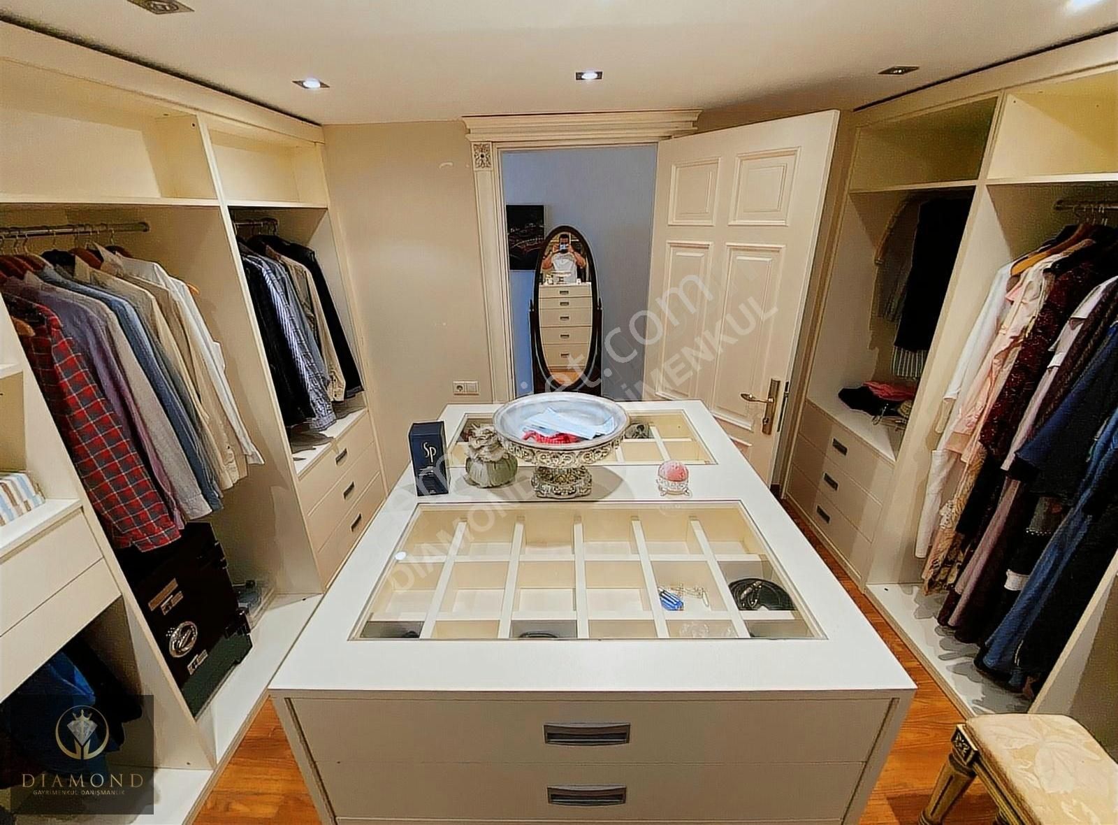 İstanbul'da 12+4 Satılık Yalı Malikanesi Denize Sıfır Müstaki Havuzlu - Görsel 30