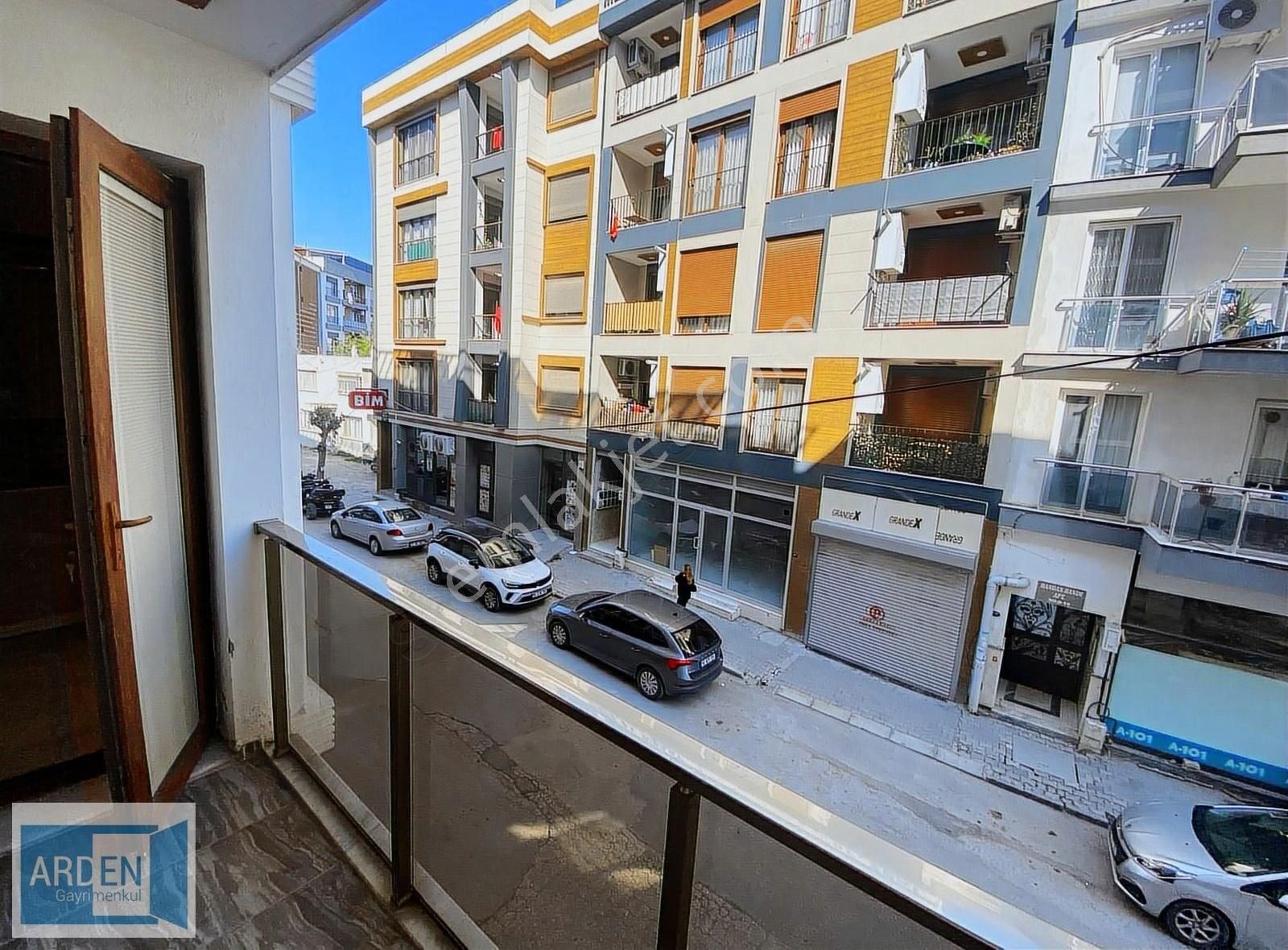 Seferihisar Merkez'de 2+1 Kiralık Daire