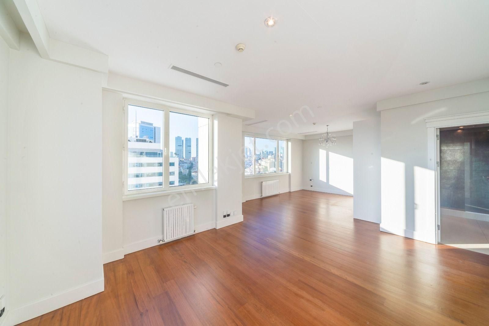 Selenium Twins Boğaz Manzaralı 4+1 Satılık Daire 330 M2 - Görsel 23