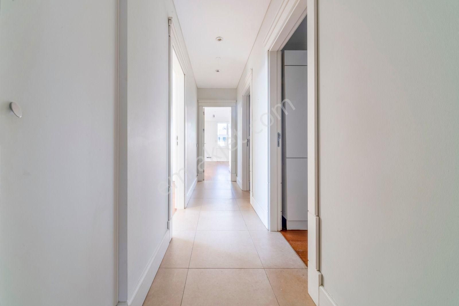 Selenium Twins Boğaz Manzaralı 4+1 Satılık Daire 330 M2 - Görsel 3