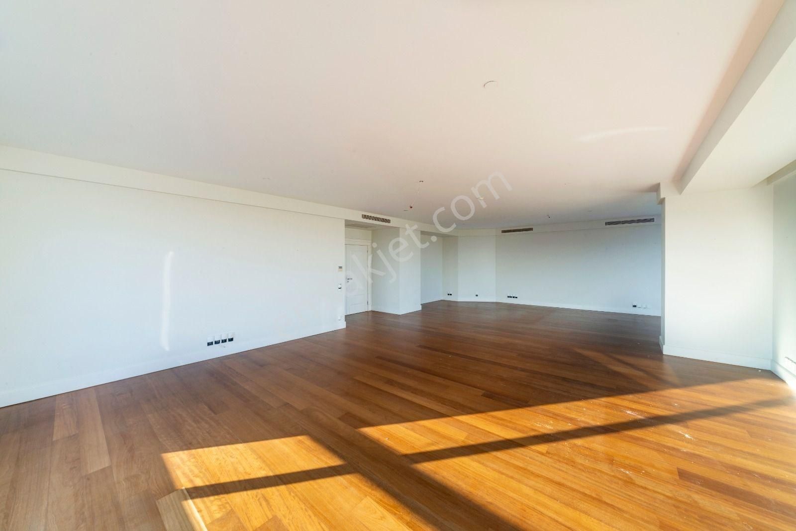 Selenium Twins Boğaz Manzaralı 4+1 Satılık Daire 330 M2 - Görsel 13