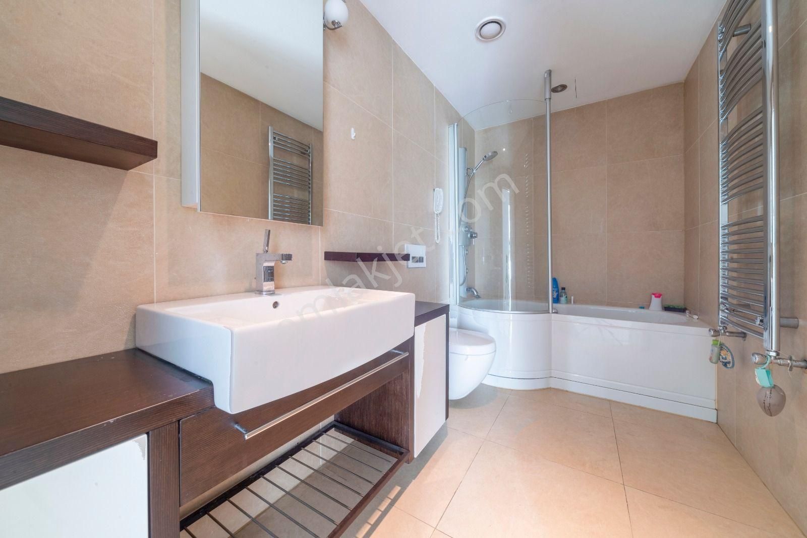 Selenium Twins Boğaz Manzaralı 4+1 Satılık Daire 330 M2 - Görsel 17