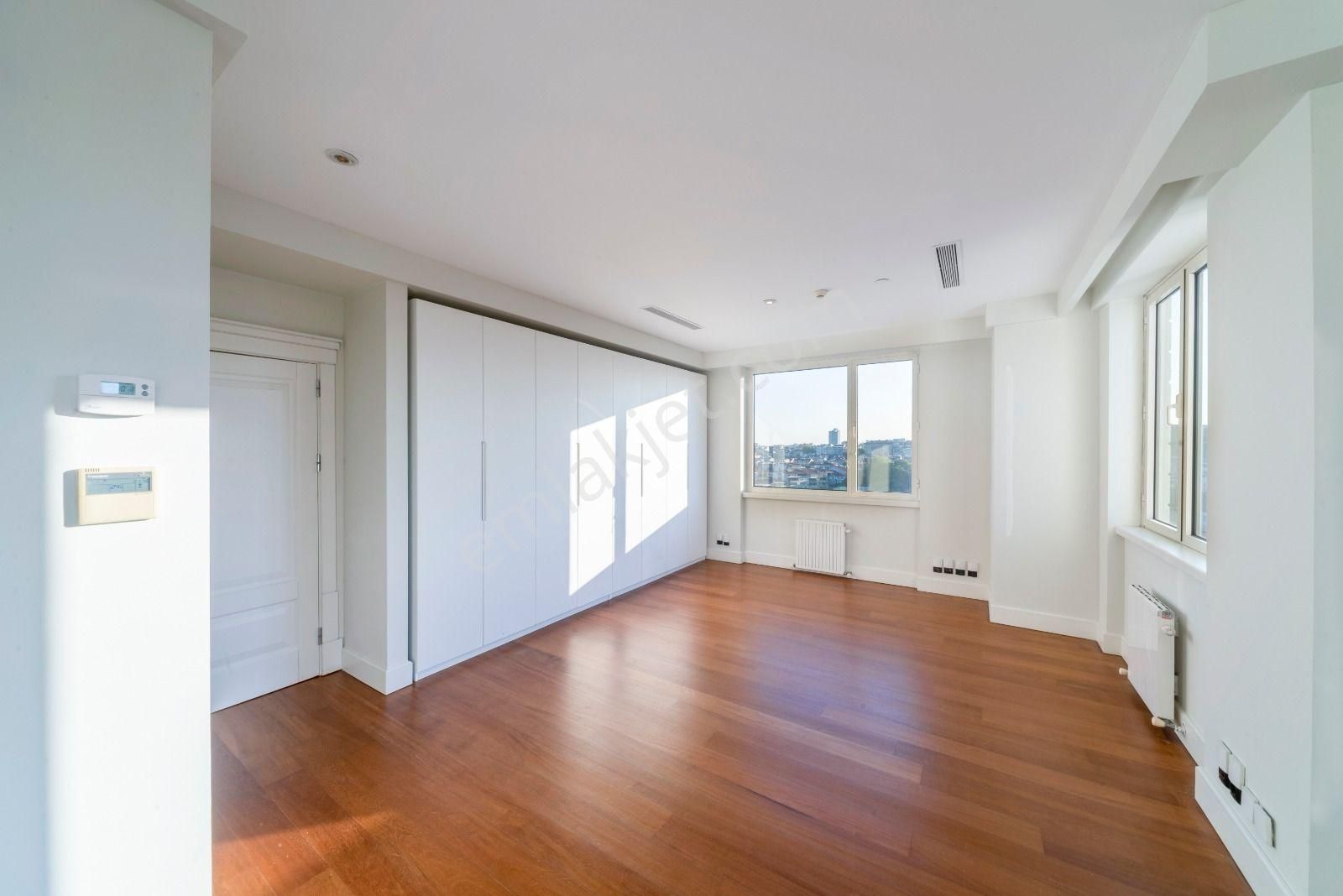 Selenium Twins Boğaz Manzaralı 4+1 Satılık Daire 330 M2 - Görsel 15