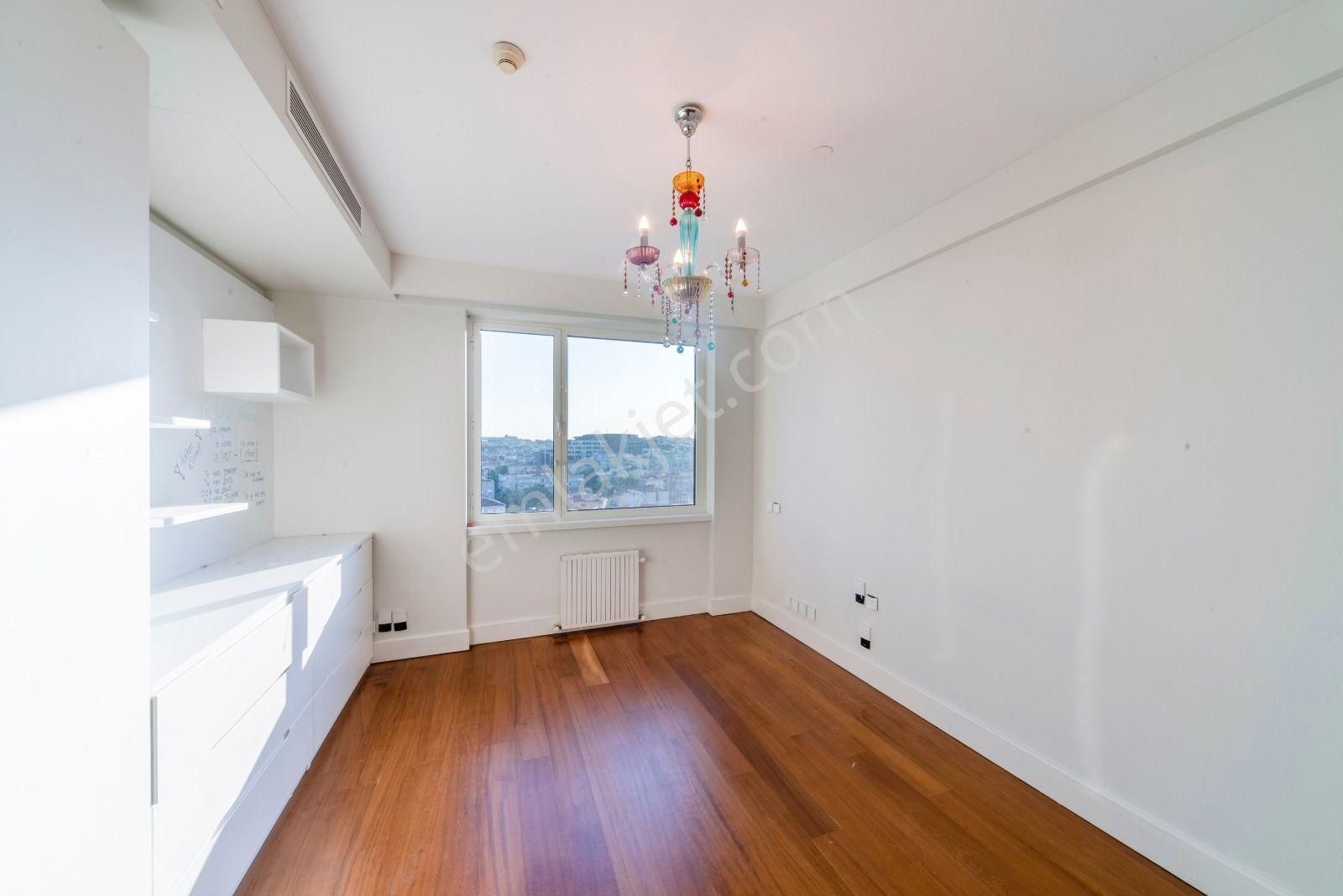 Selenium Twins Boğaz Manzaralı 4+1 Satılık Daire 330 M2 - Görsel 18