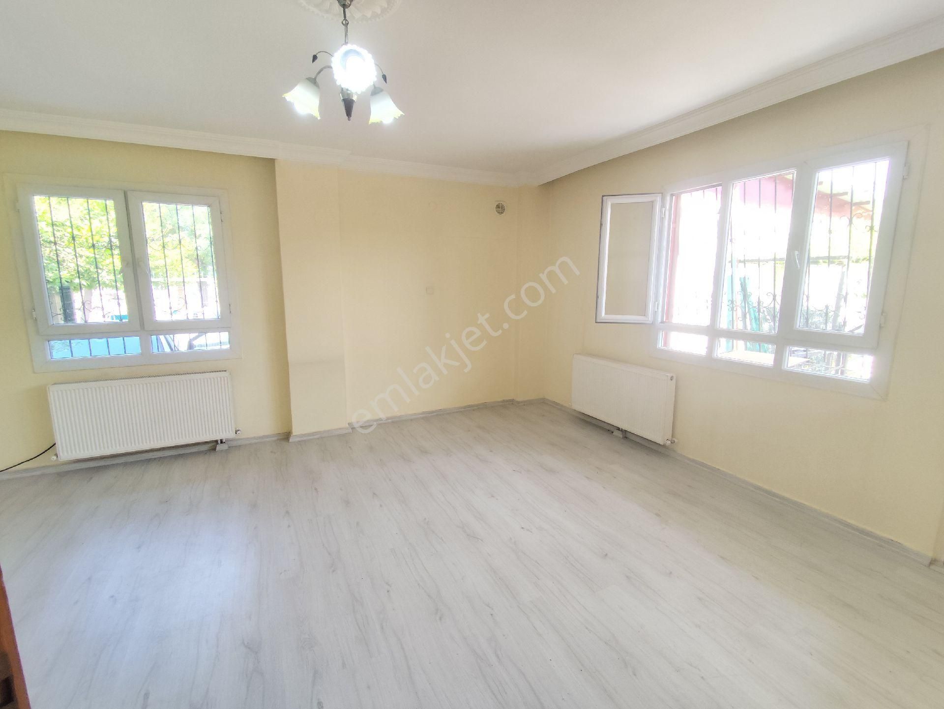 Kozanyolu'na Yakın Kiralık 2+1 Kombili Müstakil Ev!!!