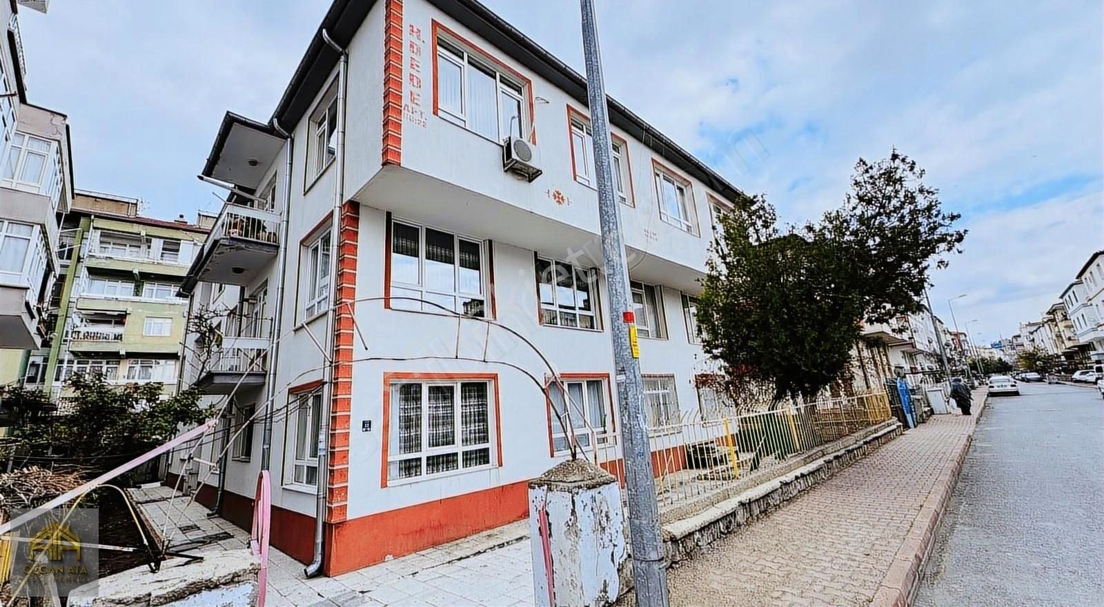 Özcan Ata'dan Mevlana Mahallesinde 3+1 Yapılı Daire