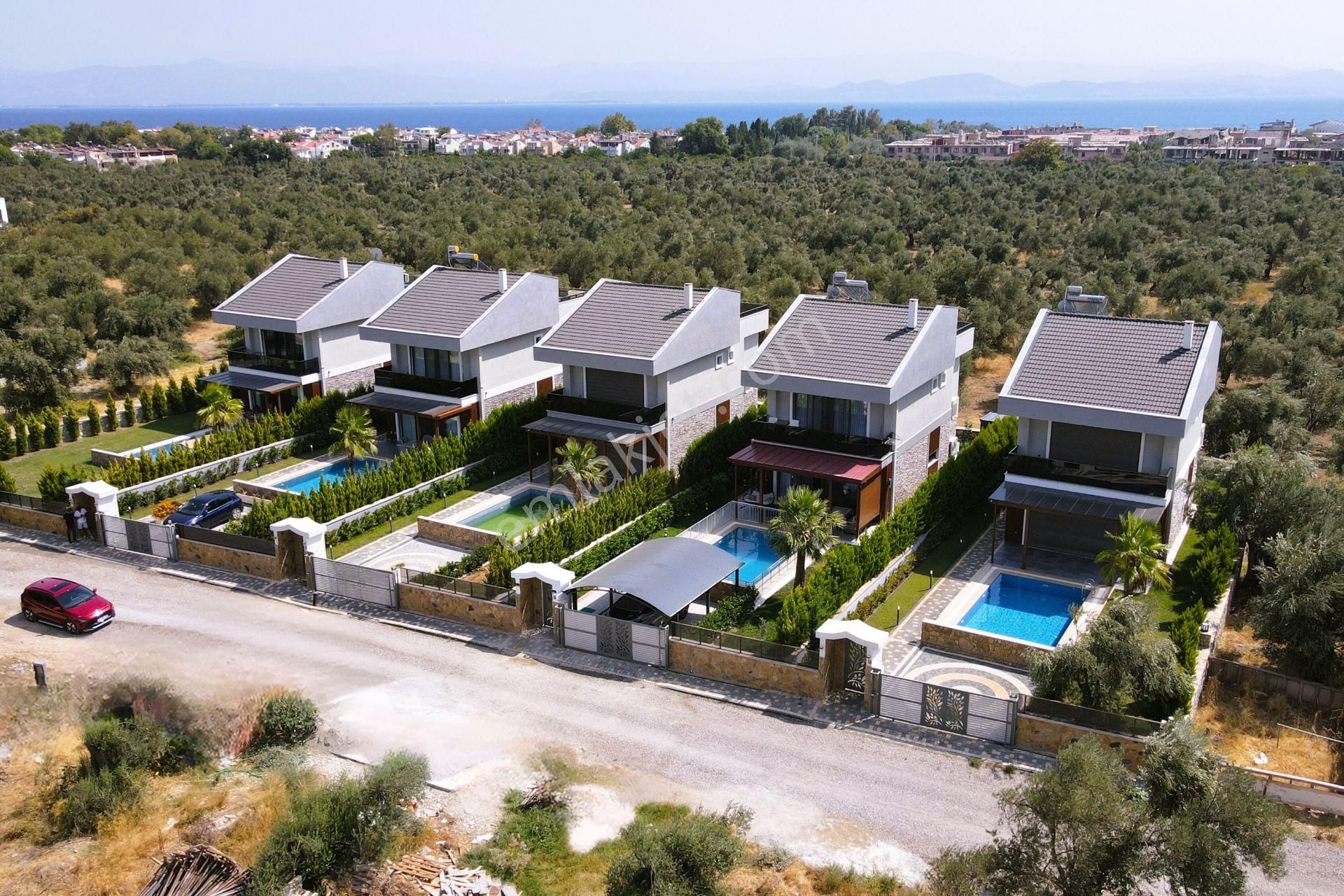 Irmaksudan Tahtakuşlar Da Deniz Manzaralı Havuzlu Son 5+1 Villa