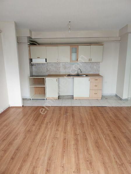 Atakent 3.etap 560 Ada Da Arakat 1+1 47m2 Boş Kiralık Daire