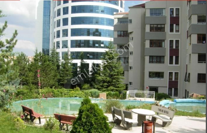 Satılık 3+1 Daire- Metroya Yürüme Mesafesinde- Güzel Lokasyonda