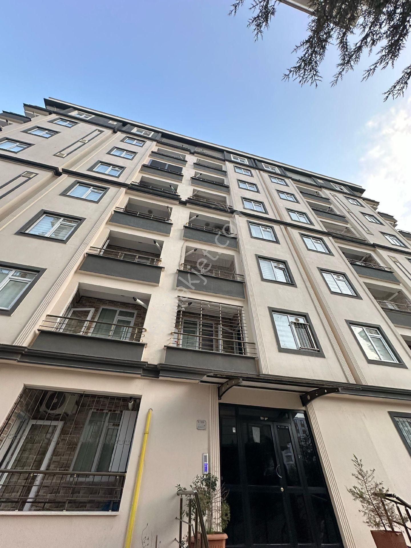 Doğu Emlak'tan Eşyali 1+1 Kiralık
