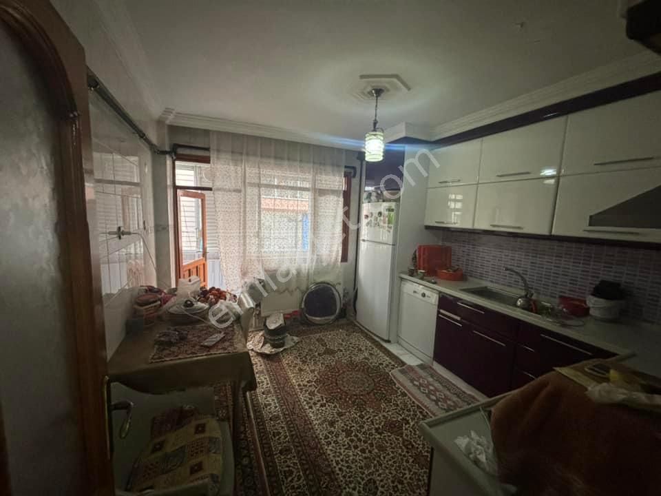 Tc Emlaktan Satılık Carsı Merkez De Ara Kat Daire Doğalgazlı !