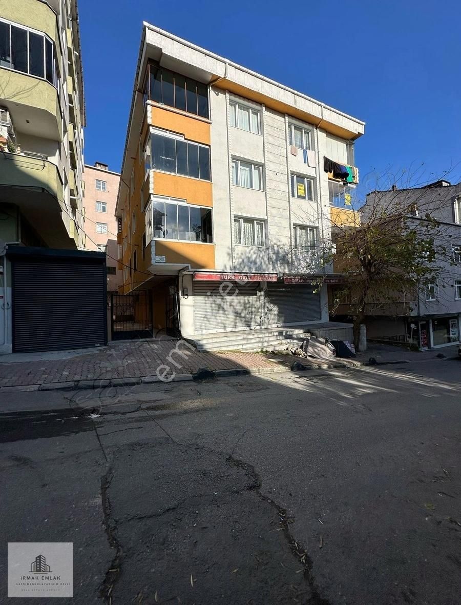 Irmak'tan Filiz Sokak'ta Lüx Tadilatlı 2+1 90 M2 Satılık Daire