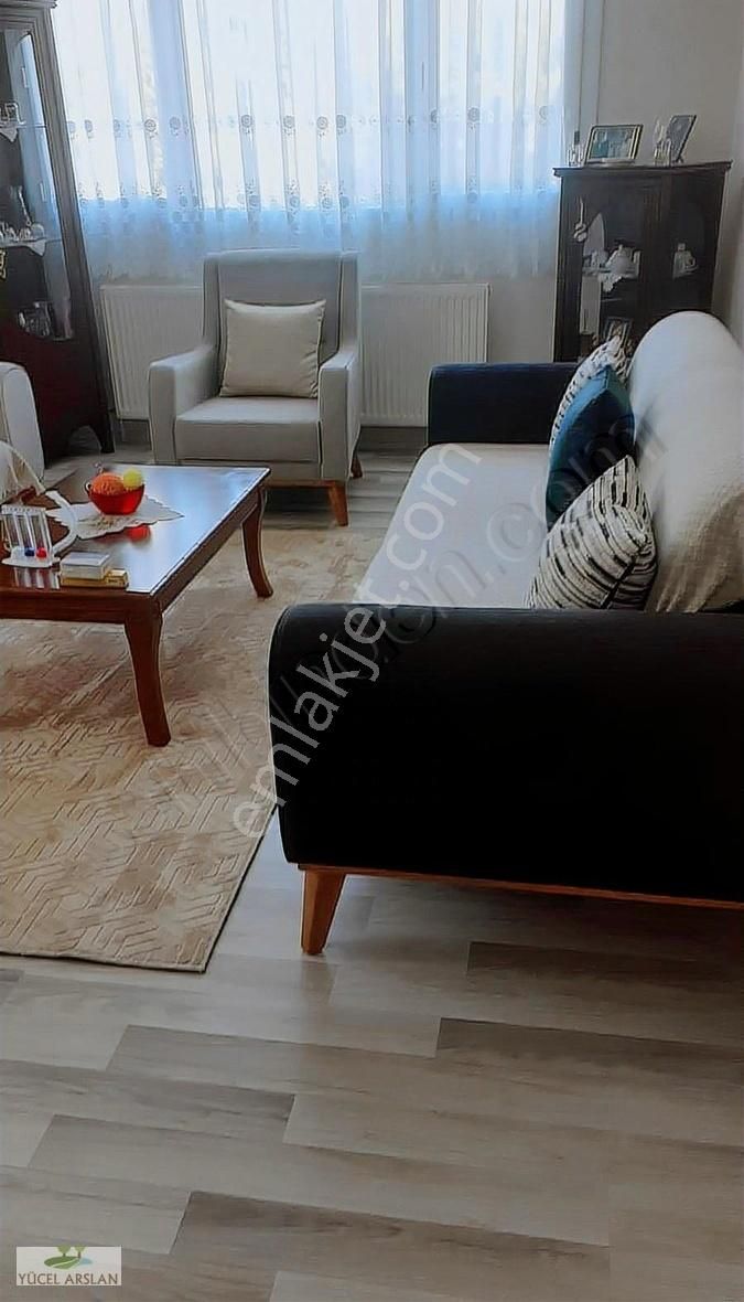 Çiğli Uğur Mumcu Mah. Satılık Müstakil Ev