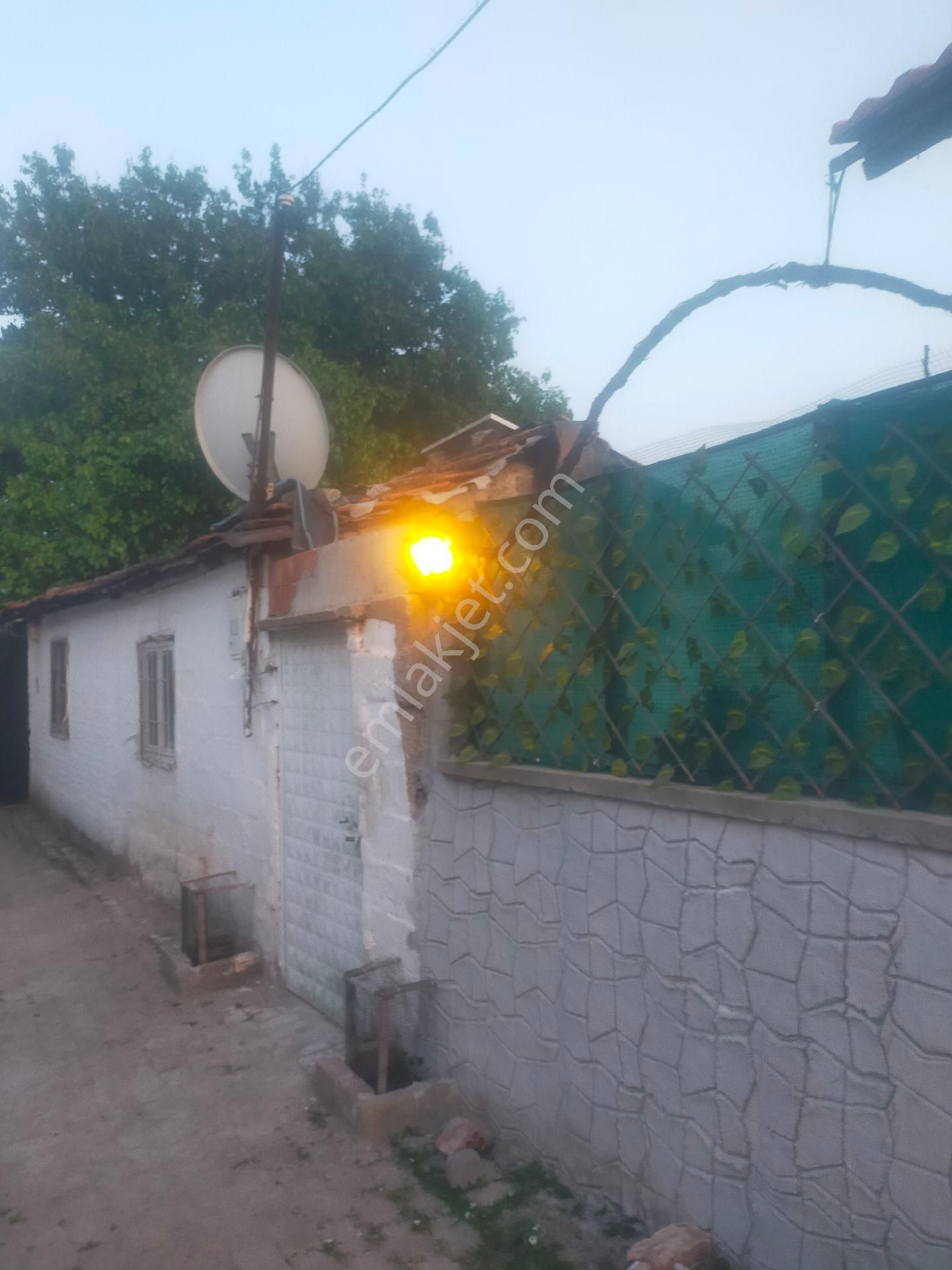 Erbeyli Mahallesi'nde Acil Satılık Müstakil Ev