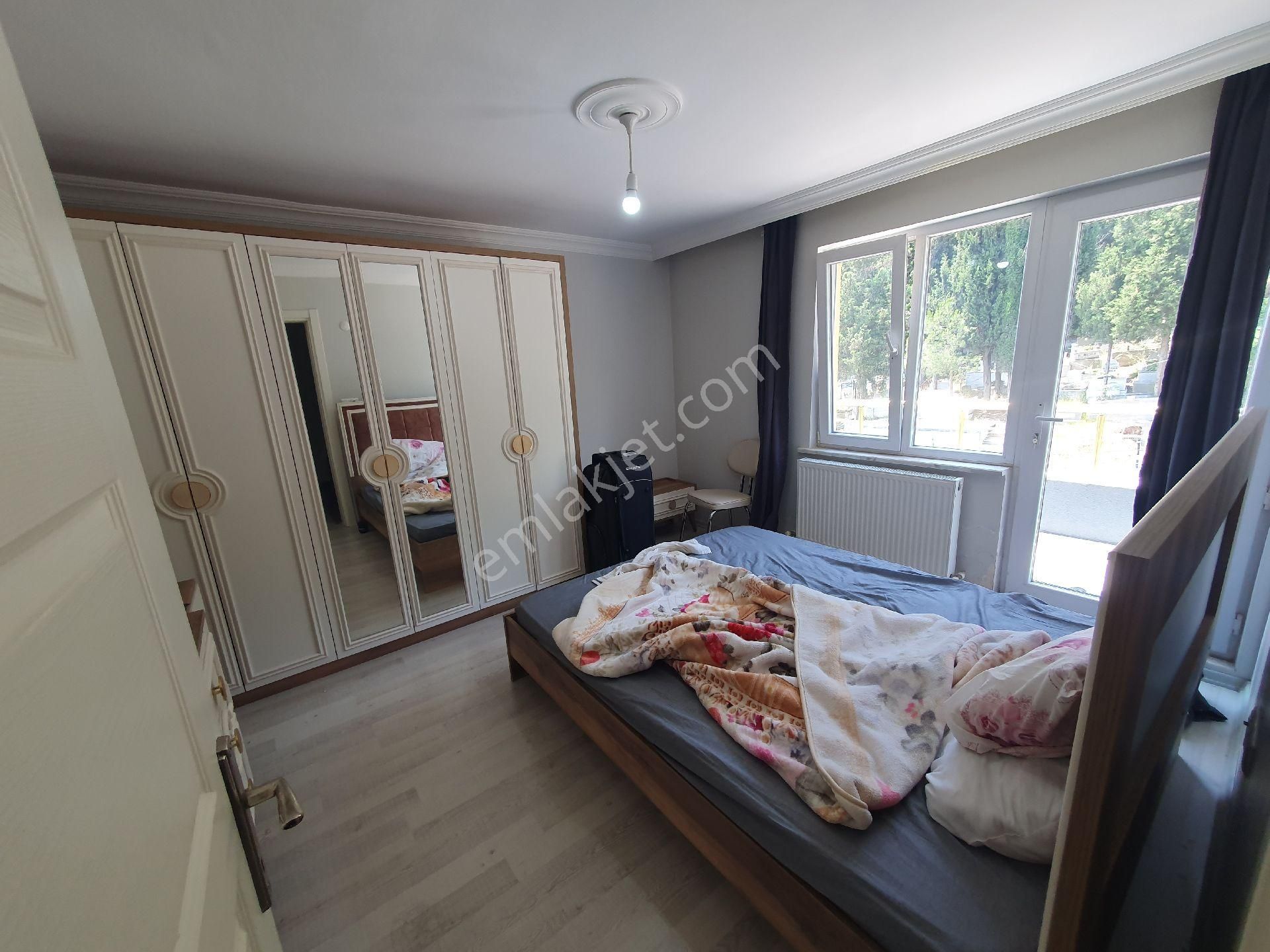 Derince Merkeze Yakın 2+1 Eşyalı Daire